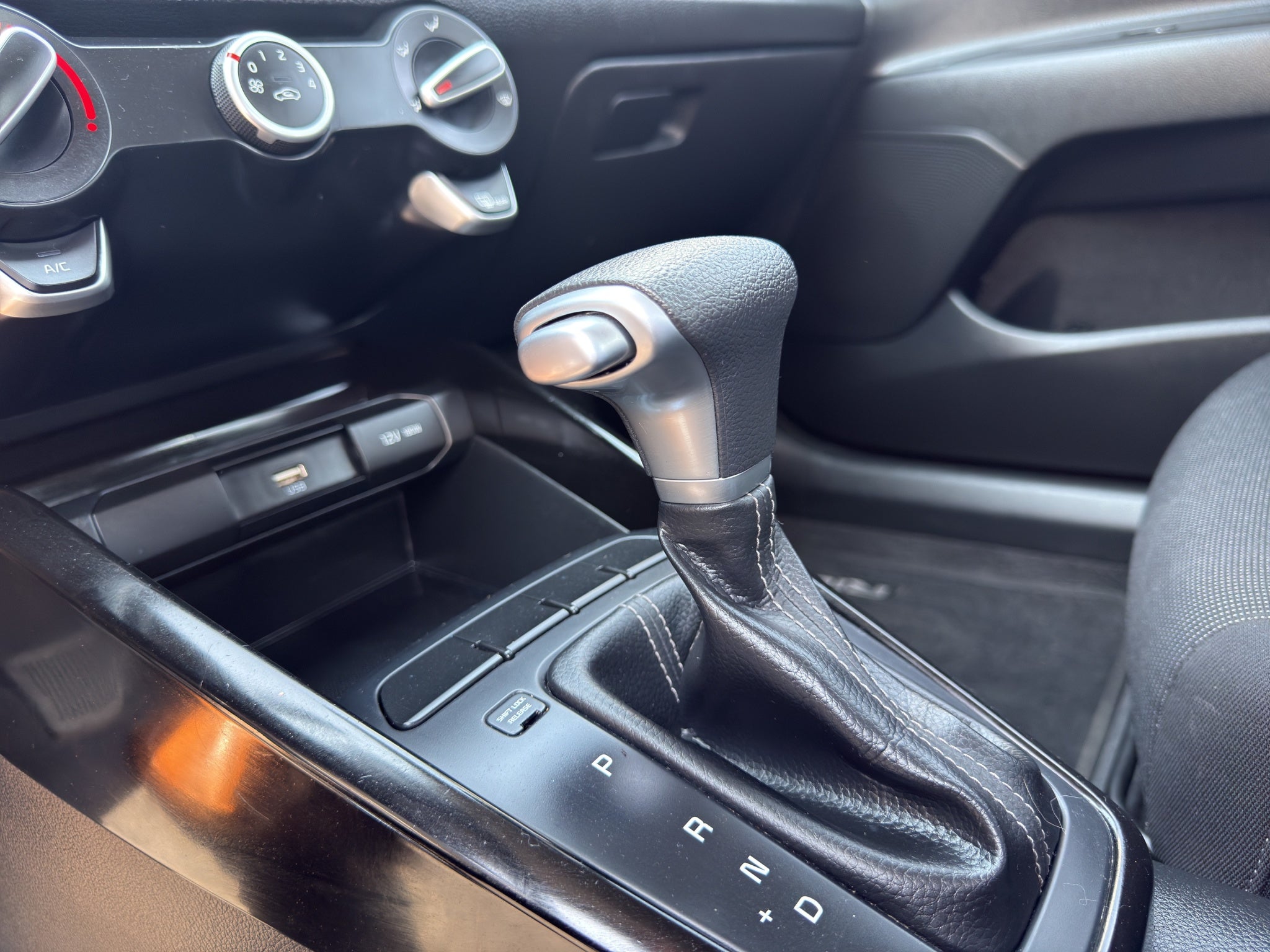 2022 Kia Rio 1.6 Sedan LX At