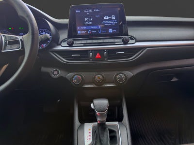 2022 Kia Forte 2.0 LX At