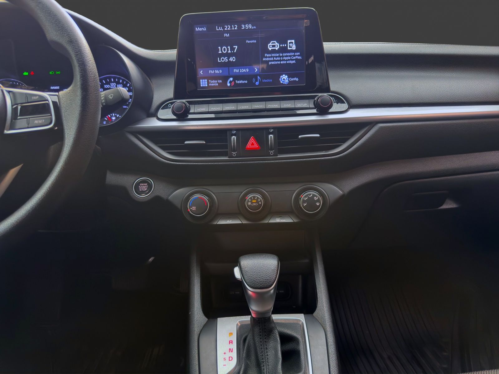 2022 Kia Forte 2.0 LX At