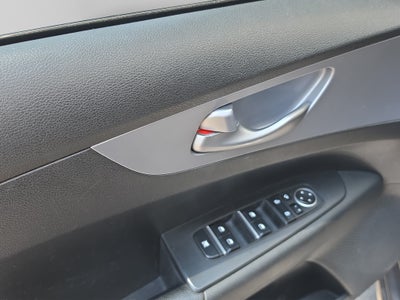 2023 Kia Forte 2.0 LX Mt