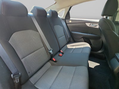 2023 Kia Forte 2.0 LX Mt