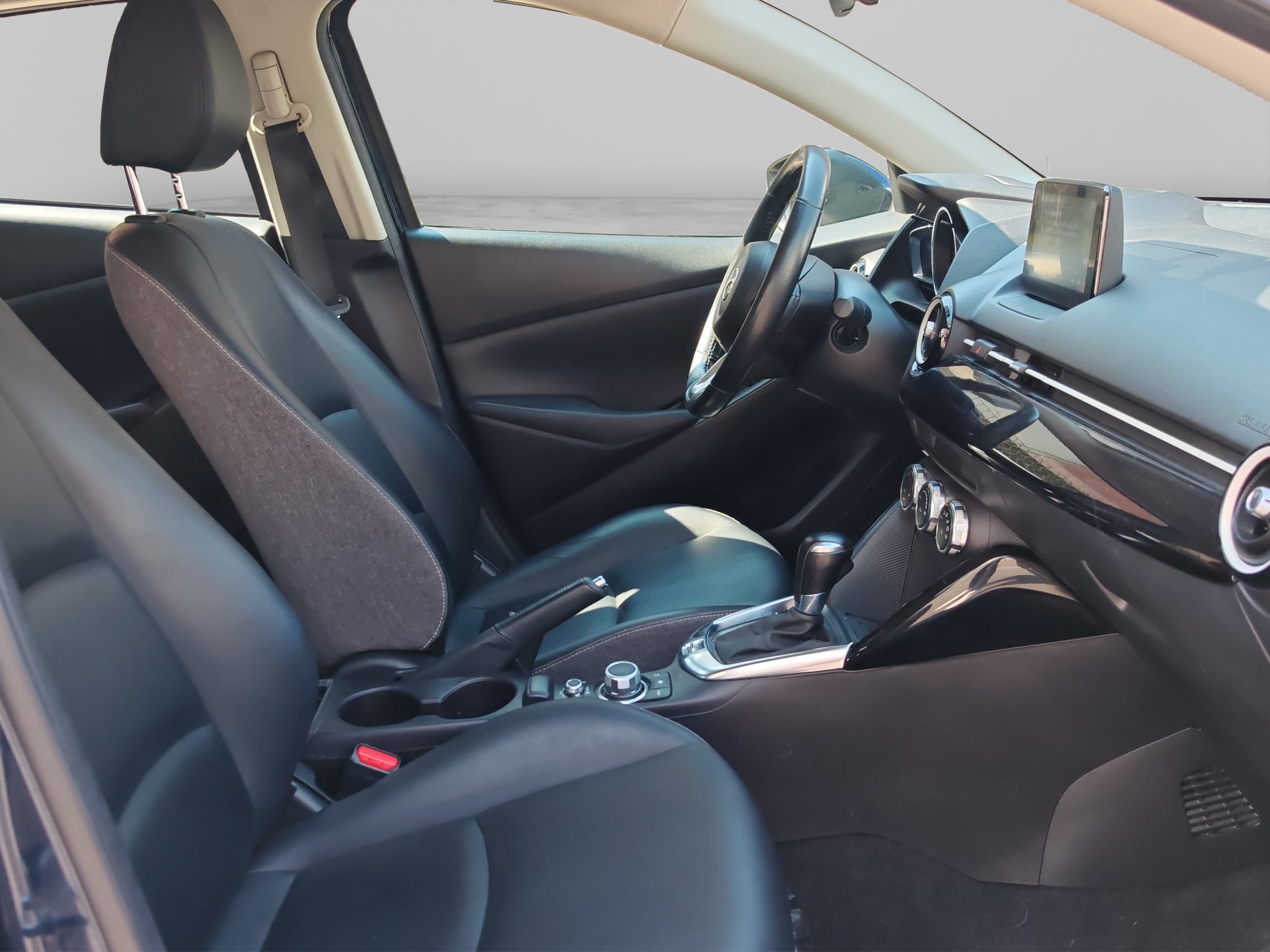 2024 Mazda Mazda 2 1.5 I Grand Touring Sedan At