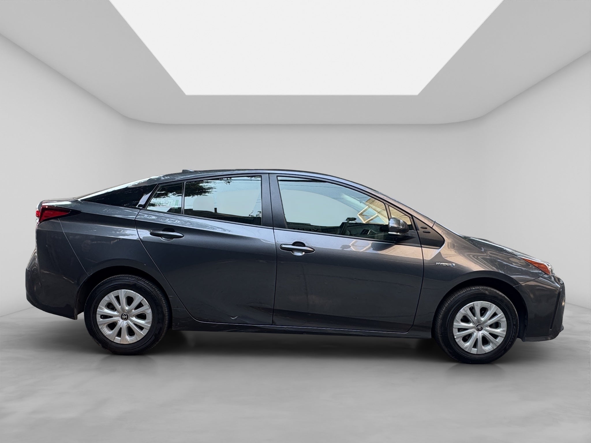 2019 Toyota Prius 1.8 Base Hibrido Cvt