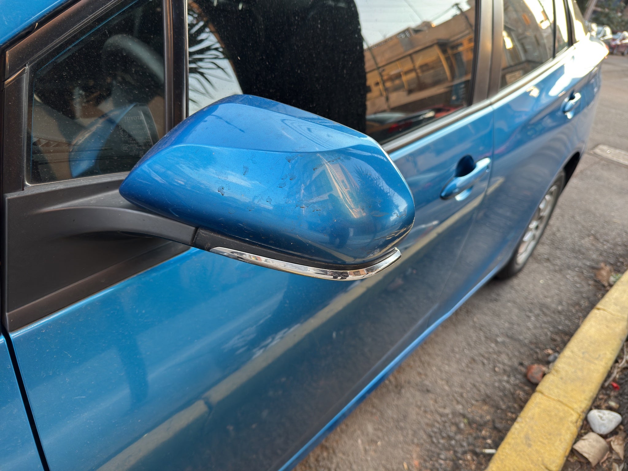 2019 Toyota Prius 1.8 Base Hibrido Cvt