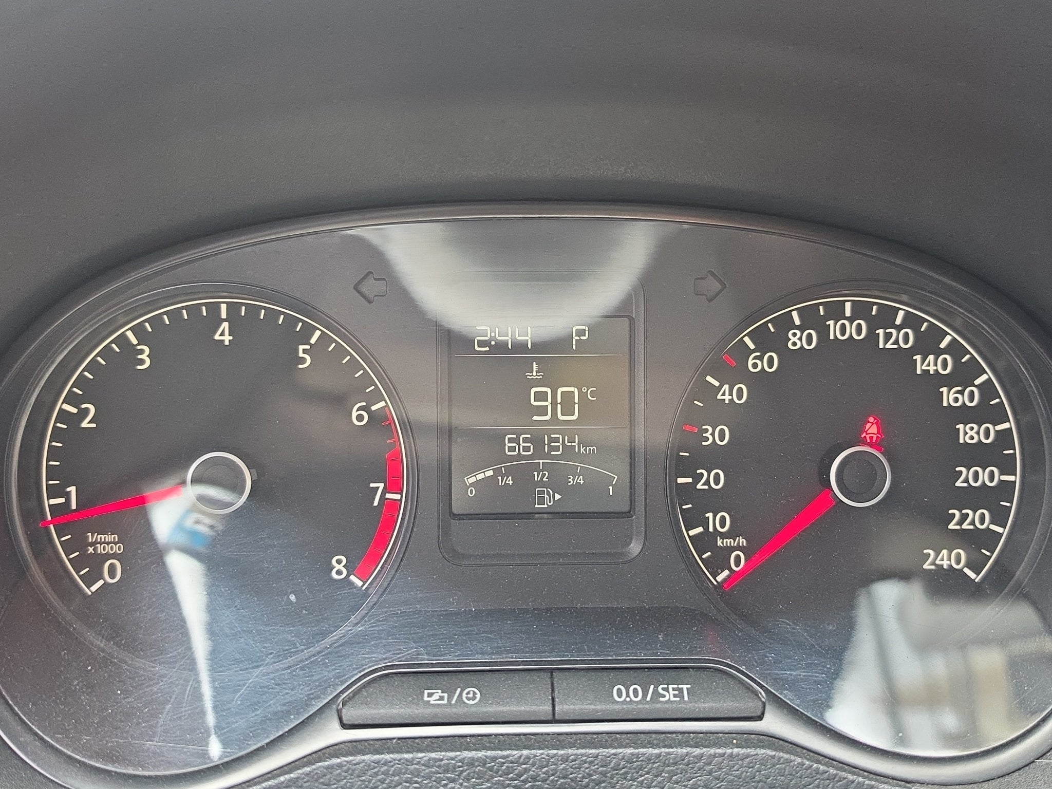 2020 Volkswagen Polo 1.6 L4 Design & Sound Mt
