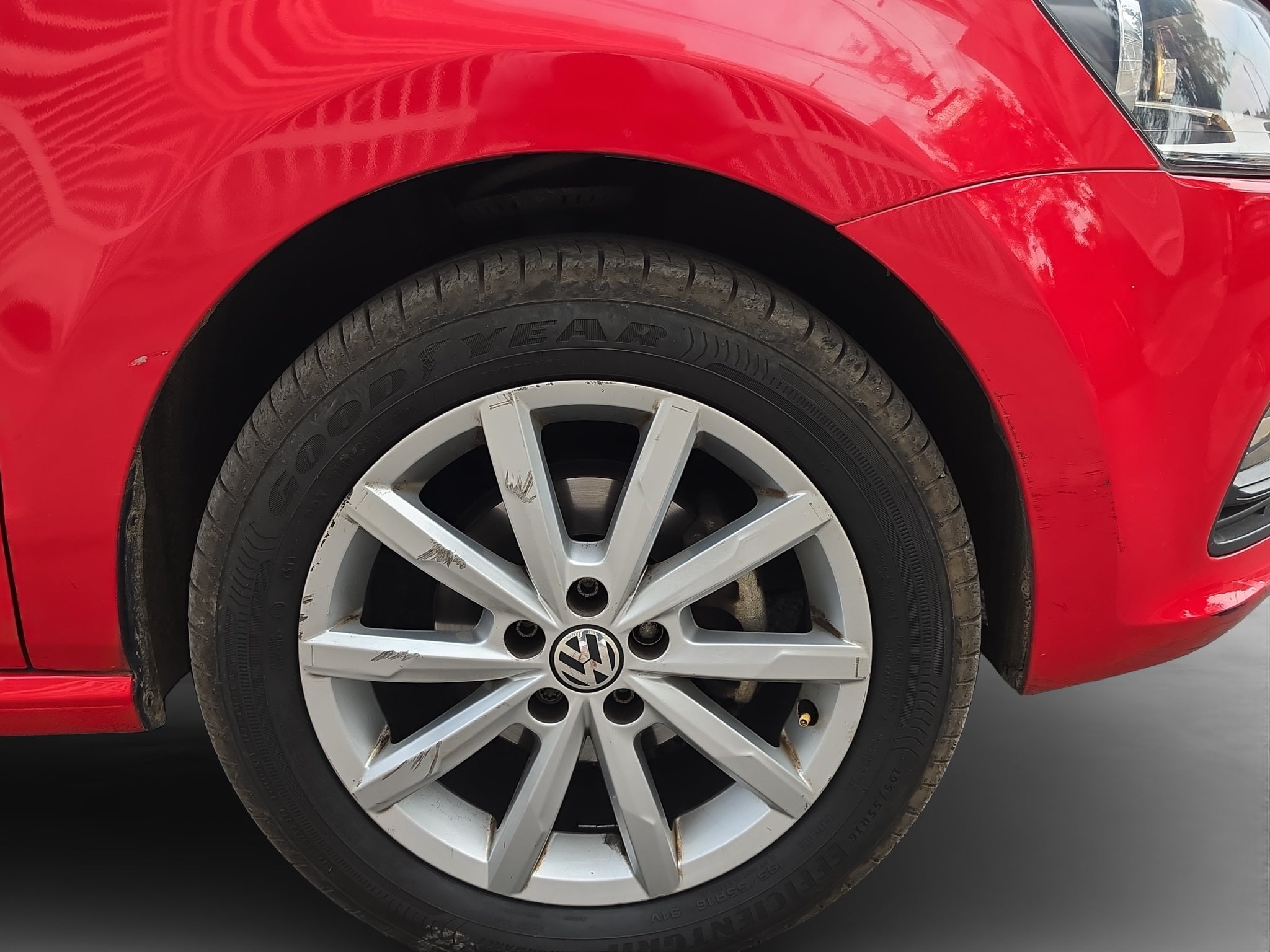 2020 Volkswagen Polo 1.6 L4 Design & Sound Mt