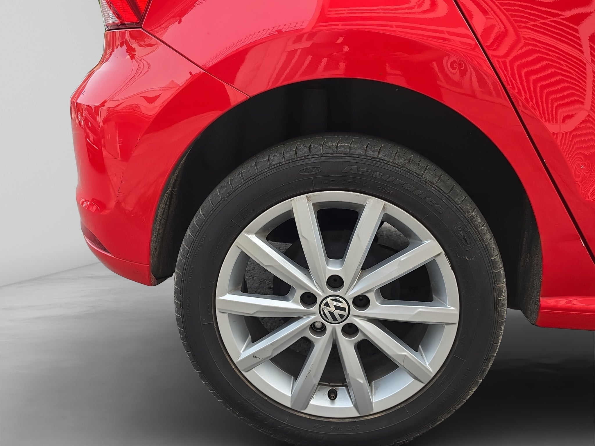 2020 Volkswagen Polo 1.6 L4 Design & Sound Mt