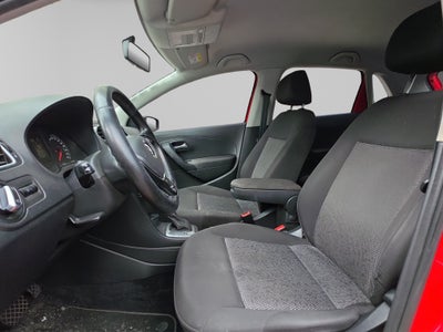 2020 Volkswagen Polo 1.6 L4 Design & Sound Mt