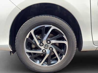 2021 Toyota Yaris 1.5 S Hb At