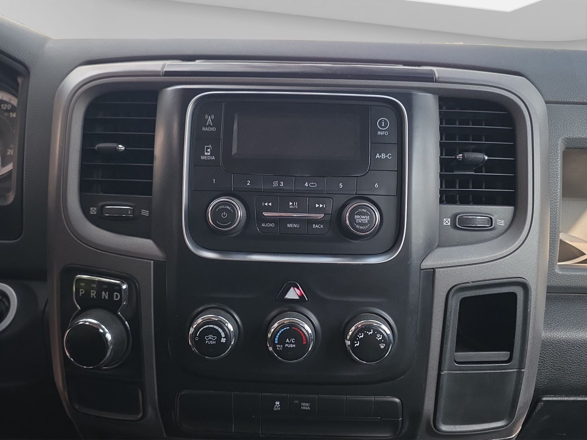 2020 RAM 1500 3.6 V6 ST Cab Regular 4x2 At