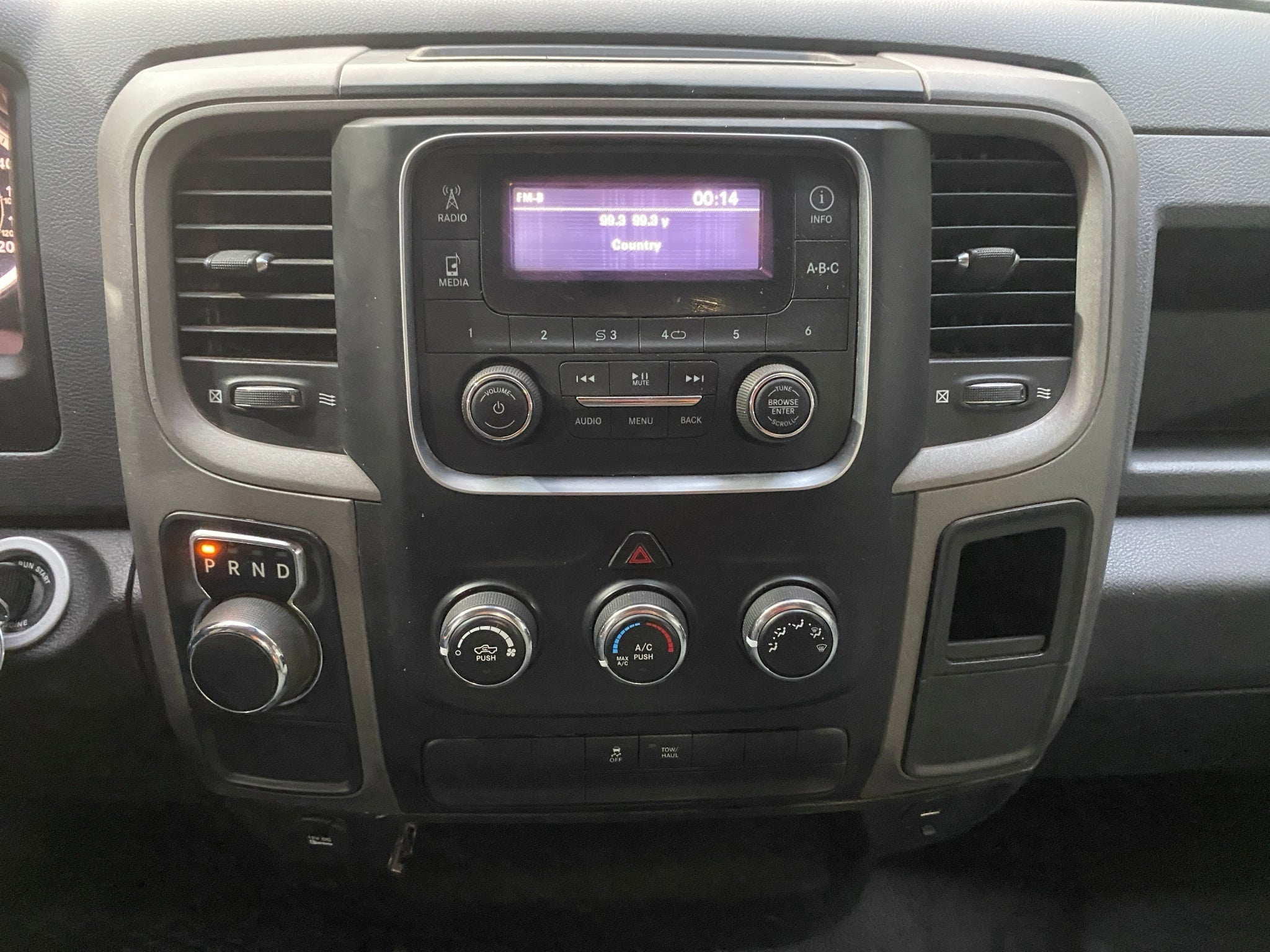 2020 RAM 1500 3.3 V6 XL Cab Regular 4x2 AT