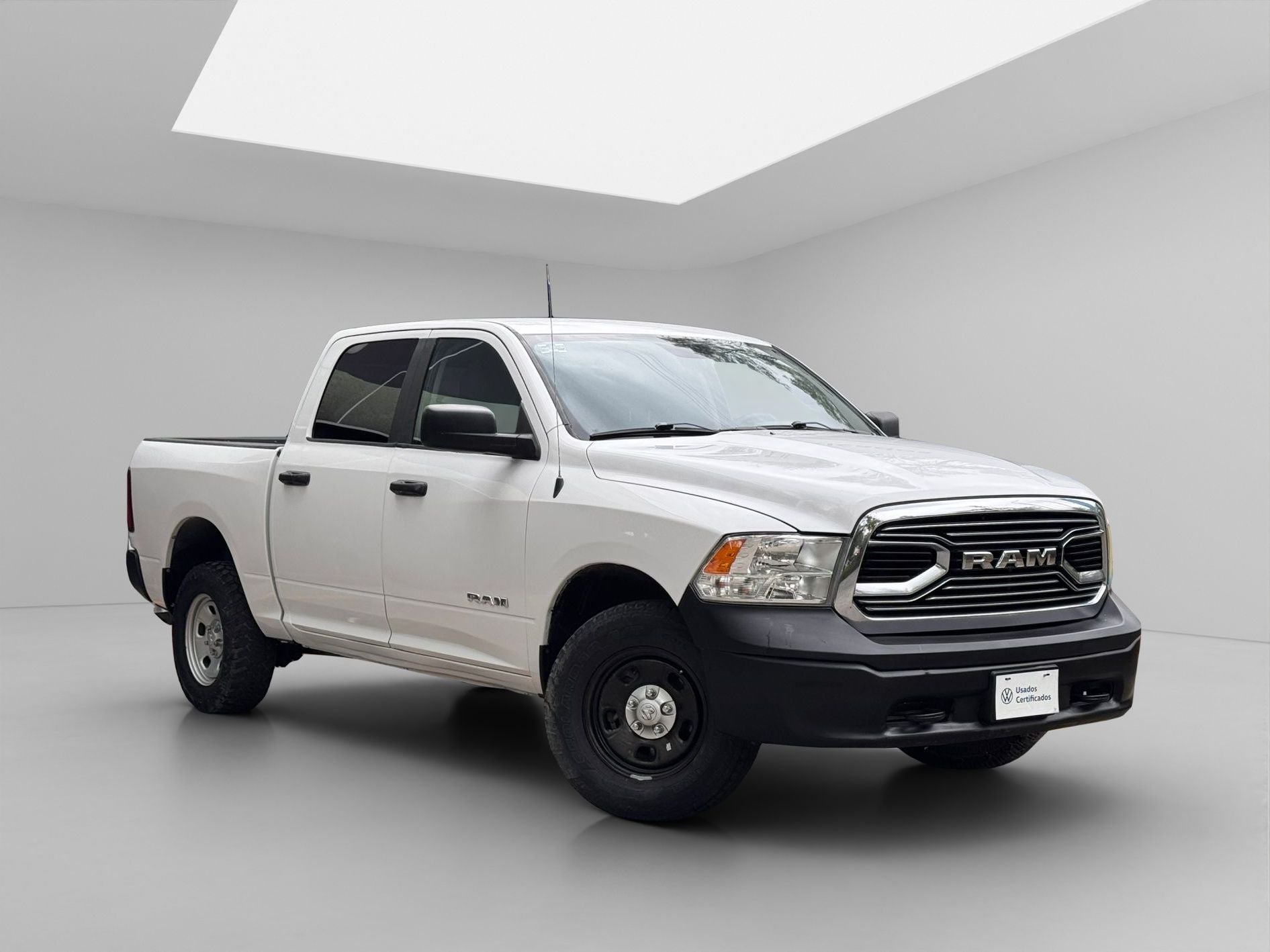 2020 RAM 1500 3.3 V6 XL Crew Cab 4x4 At