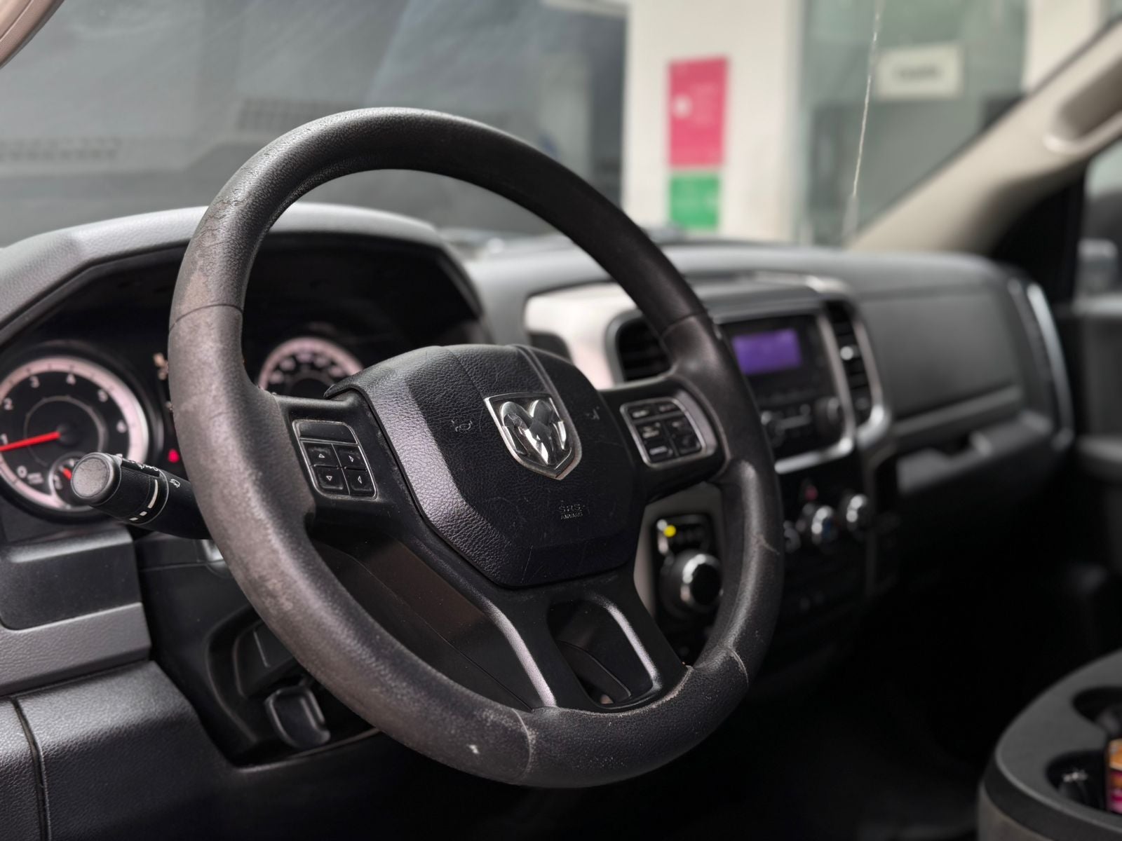 2020 RAM 1500 3.3 V6 XL Crew Cab 4x4 At