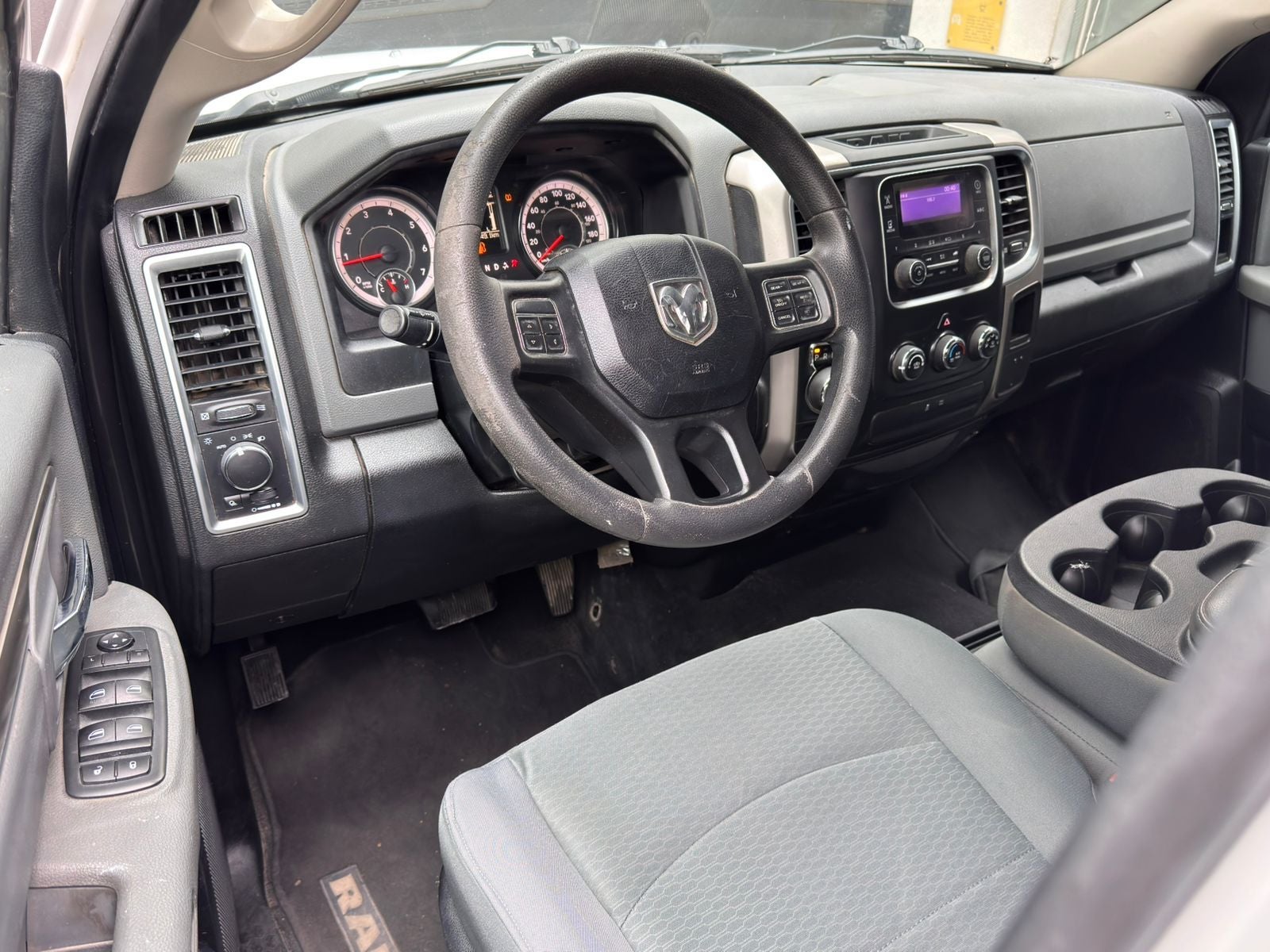 2020 RAM 1500 3.3 V6 XL Crew Cab 4x4 At