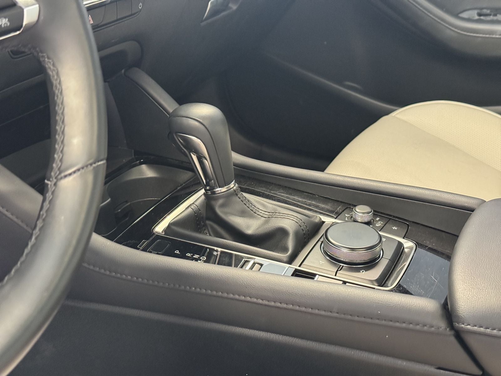 2025 Mazda Mazda 3 2.5 Signature Sedan At