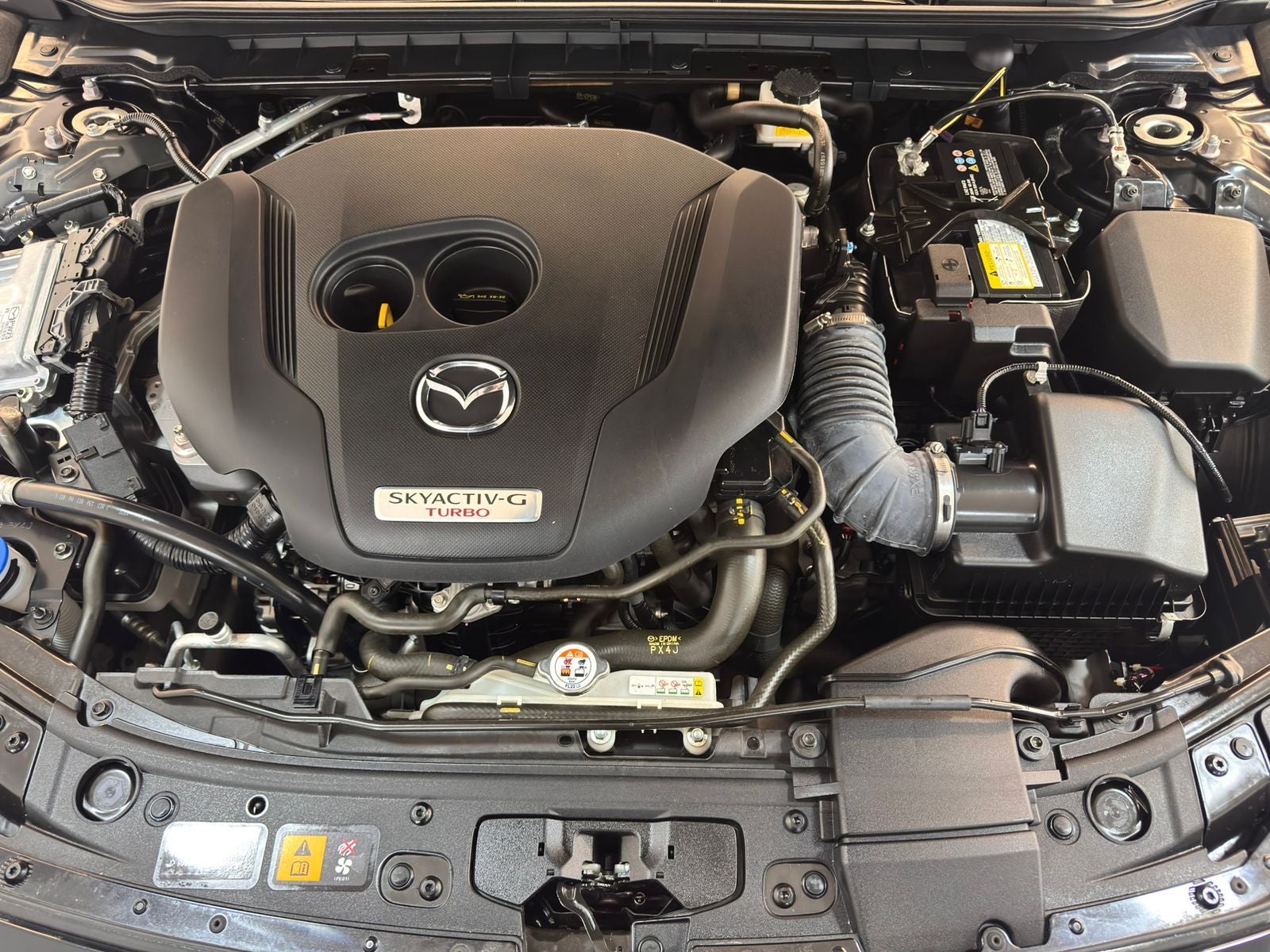 2025 Mazda Mazda 3 2.5 Signature Sedan At