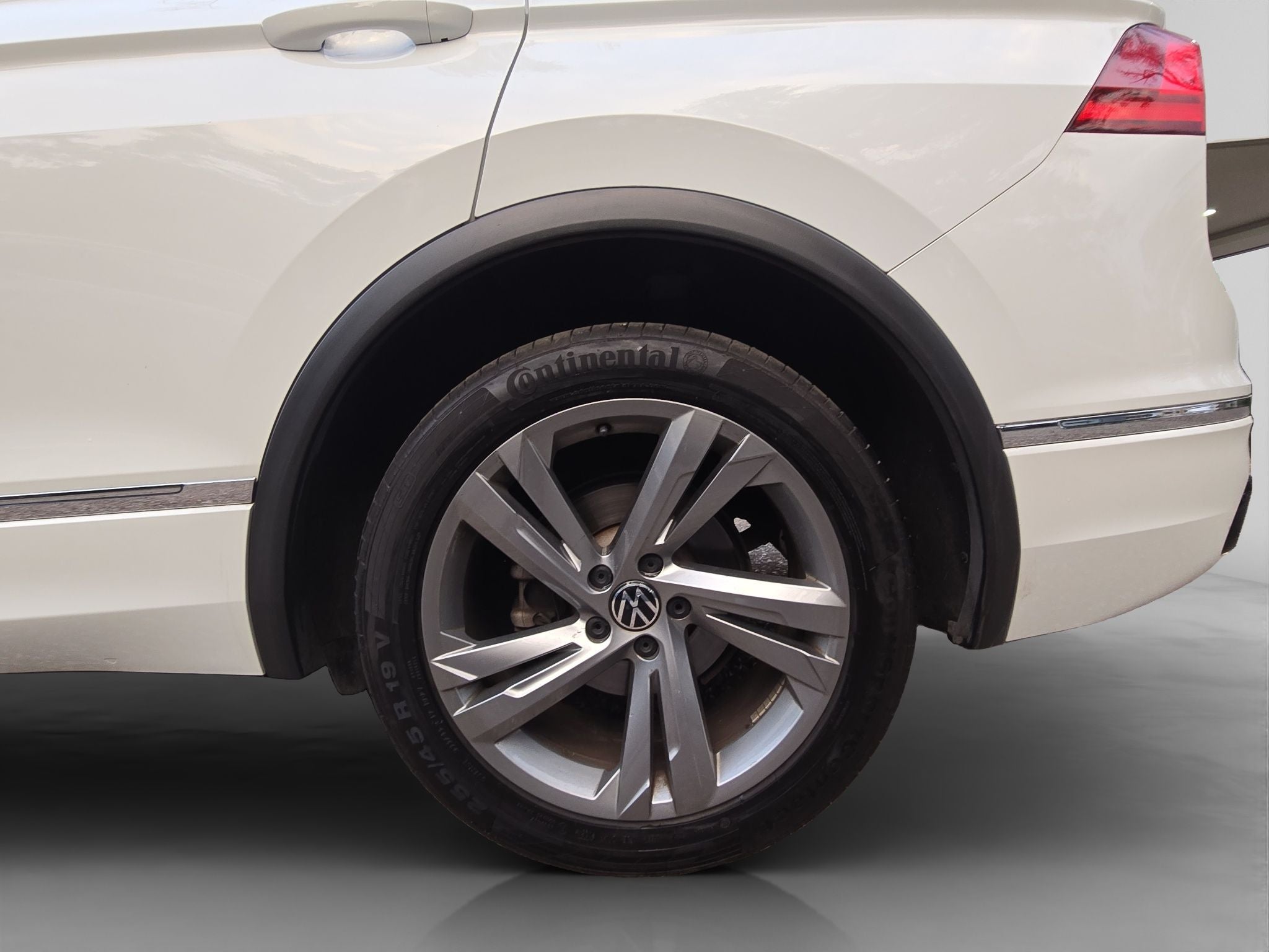 2024 Volkswagen Tiguan 1.4 R-Line At
