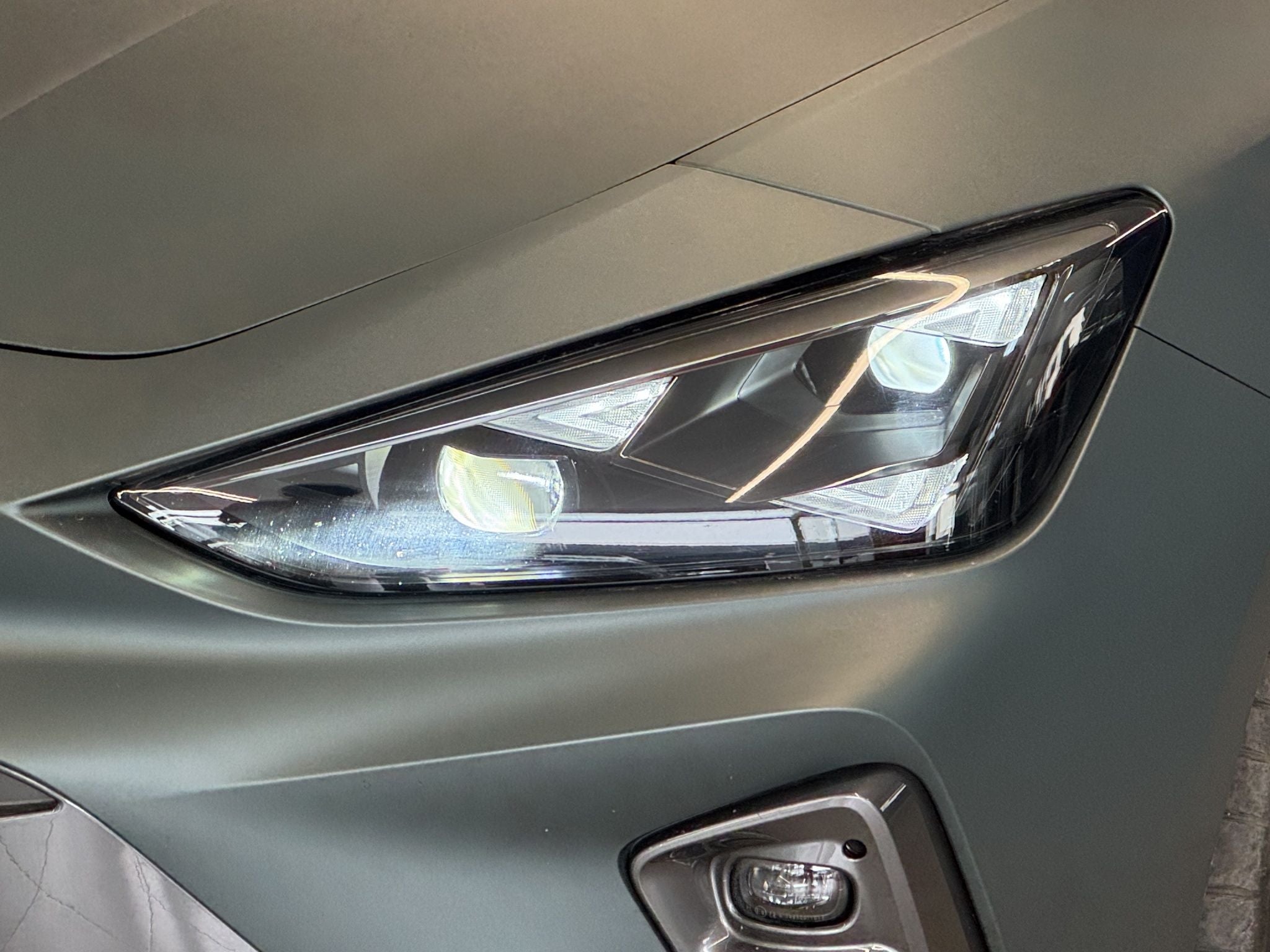 2025 Cupra Leon 2.0 300 At