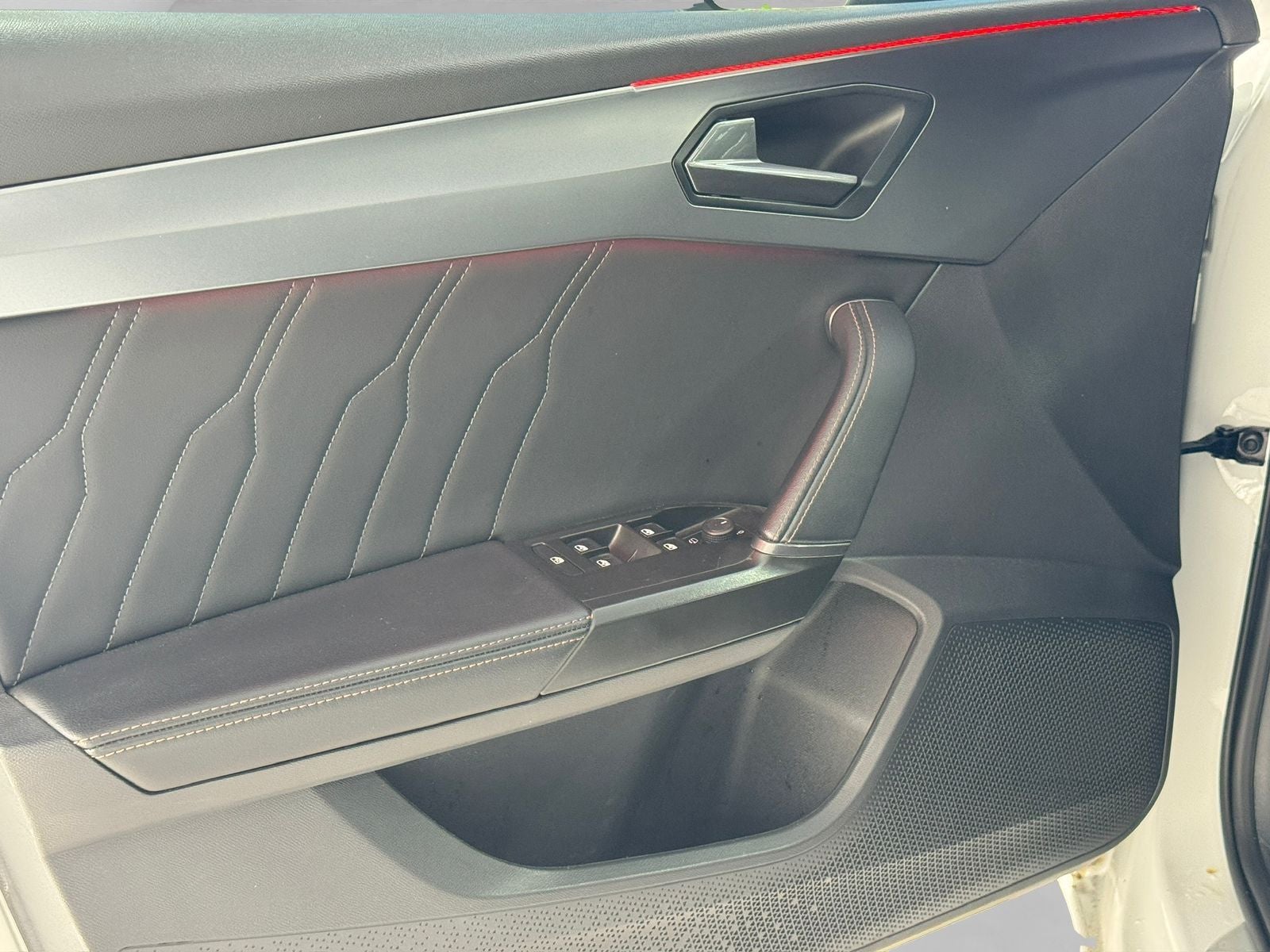 2025 Cupra Leon 2.0 300 At
