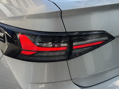 2022 Volkswagen Virtus 1.6 L4 At