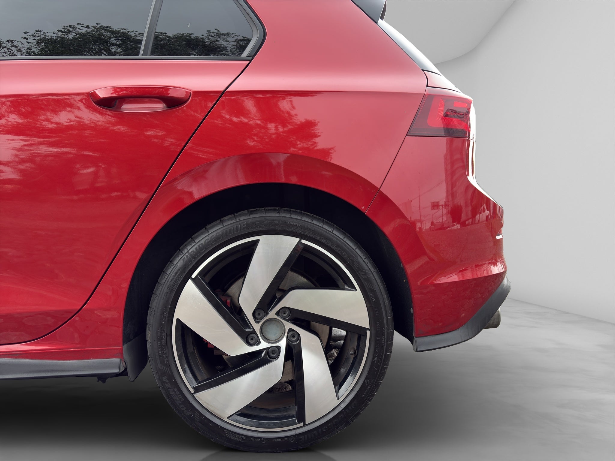 2024 Volkswagen Golf 2.0 GTI Dsg Navegación Piel At