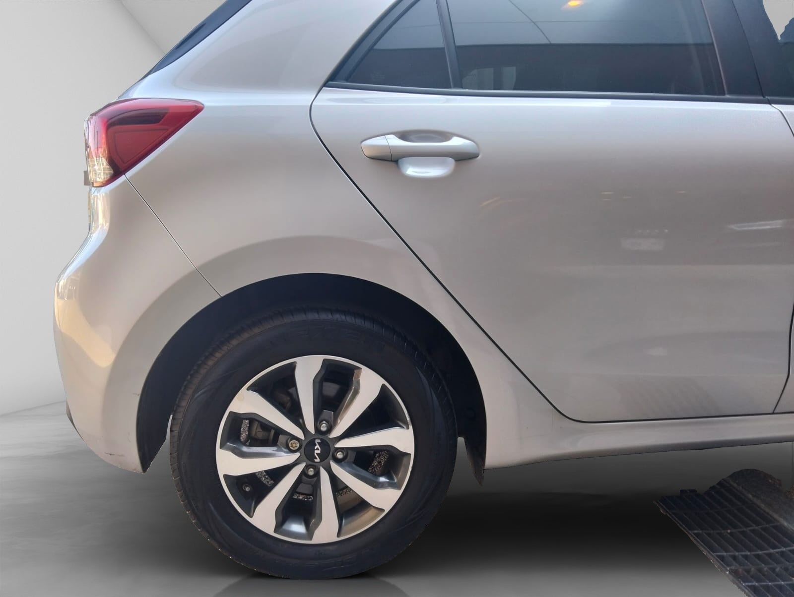 2023 Kia Rio 1.6 Hb LX Mt