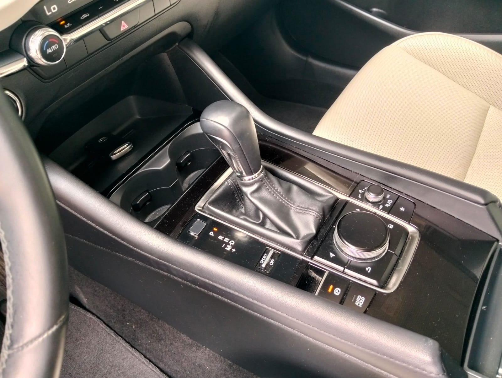 2025 Mazda Mazda 3 2.5 Signature Sedan At