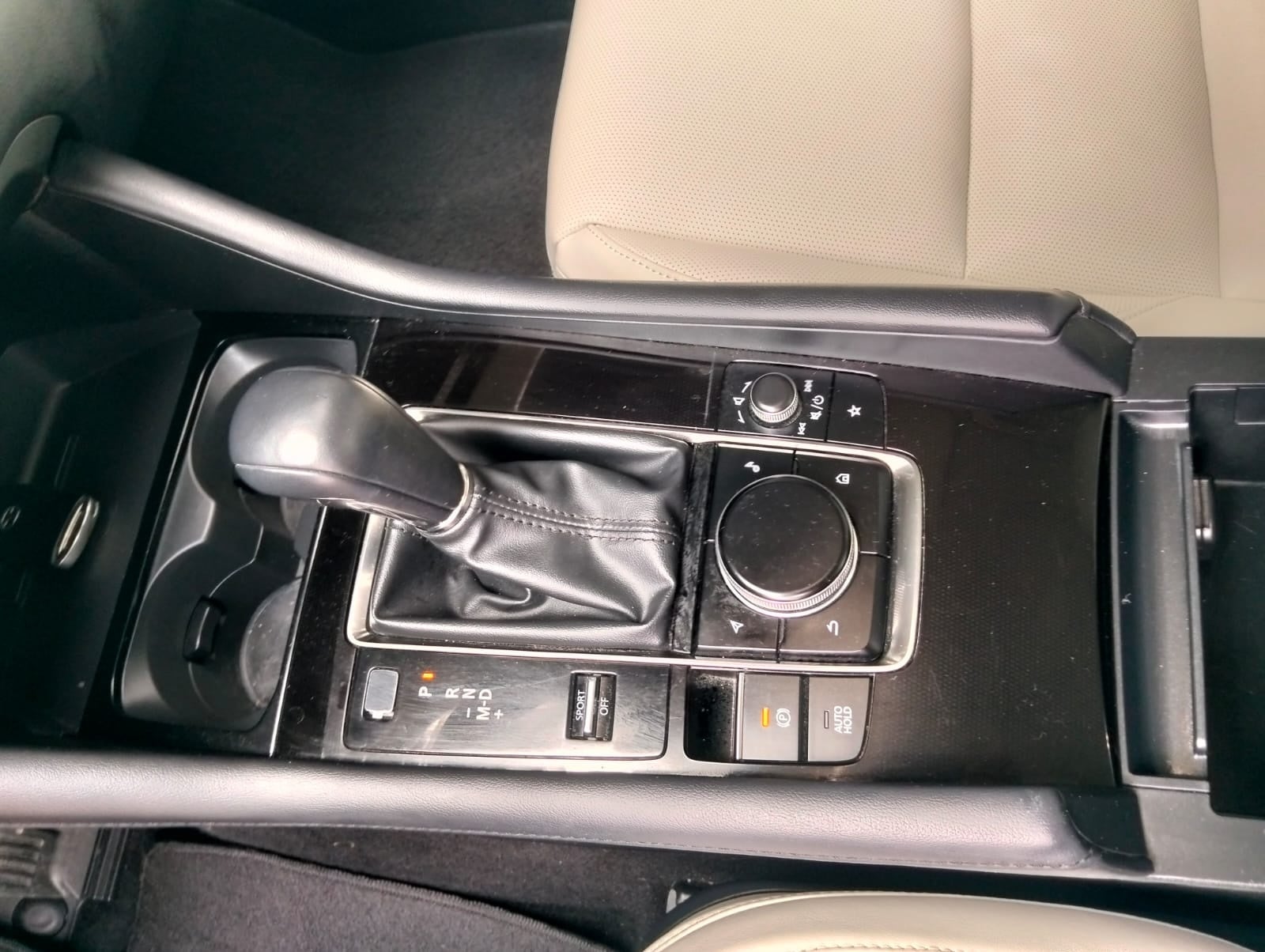 2025 Mazda Mazda 3 2.5 Signature Sedan At