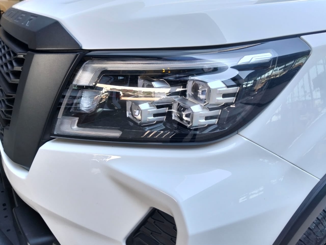 2025 Nissan Frontier 2.5 Doble Cabina Pro-4x At