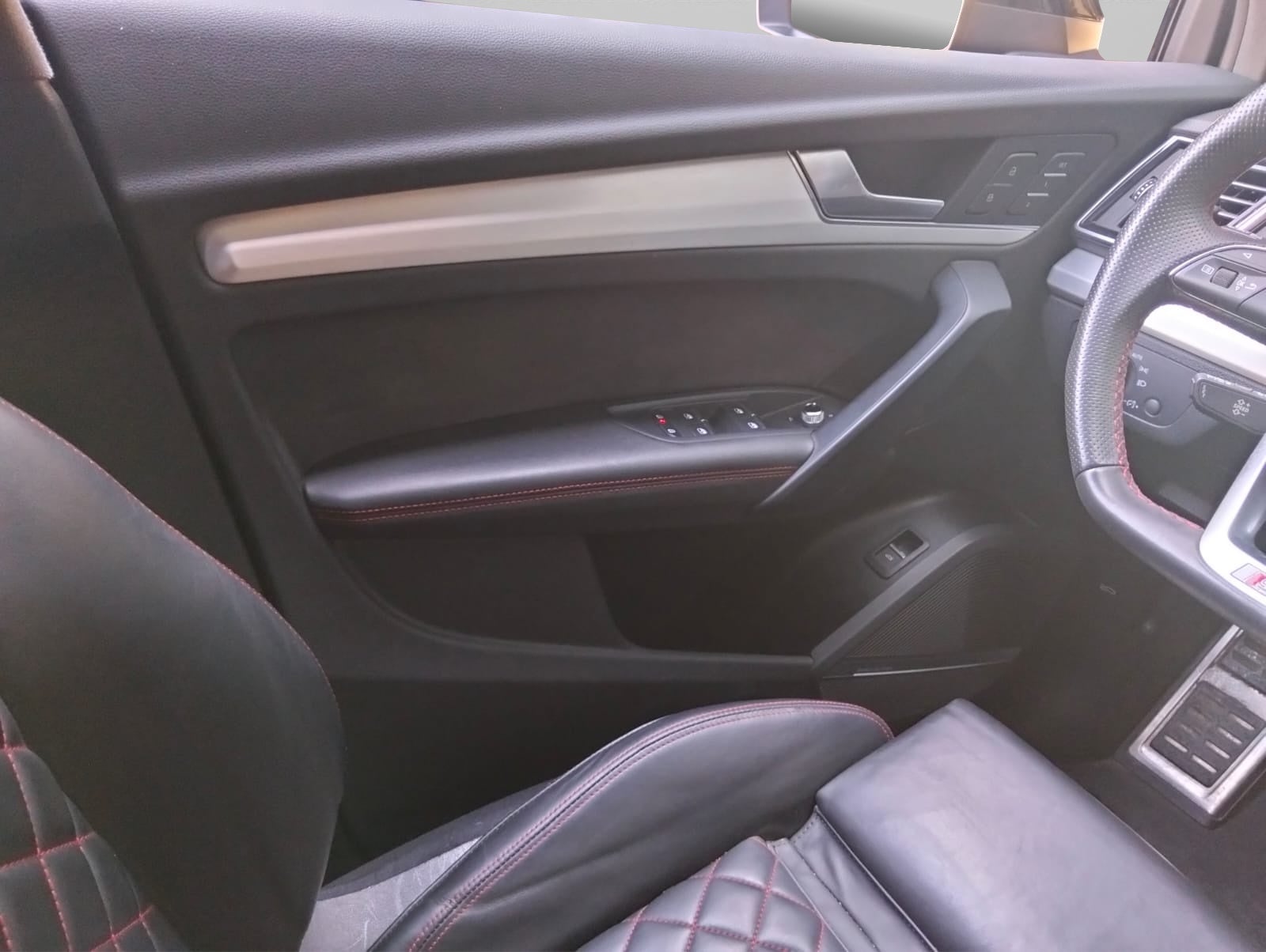 2023 Audi Q5 2.0 L4 S Line S-Tronic At