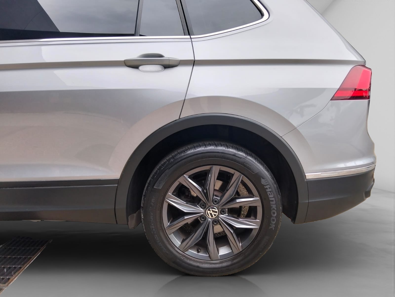 2022 Volkswagen Tiguan 1.4 Comfortline 7p At piel