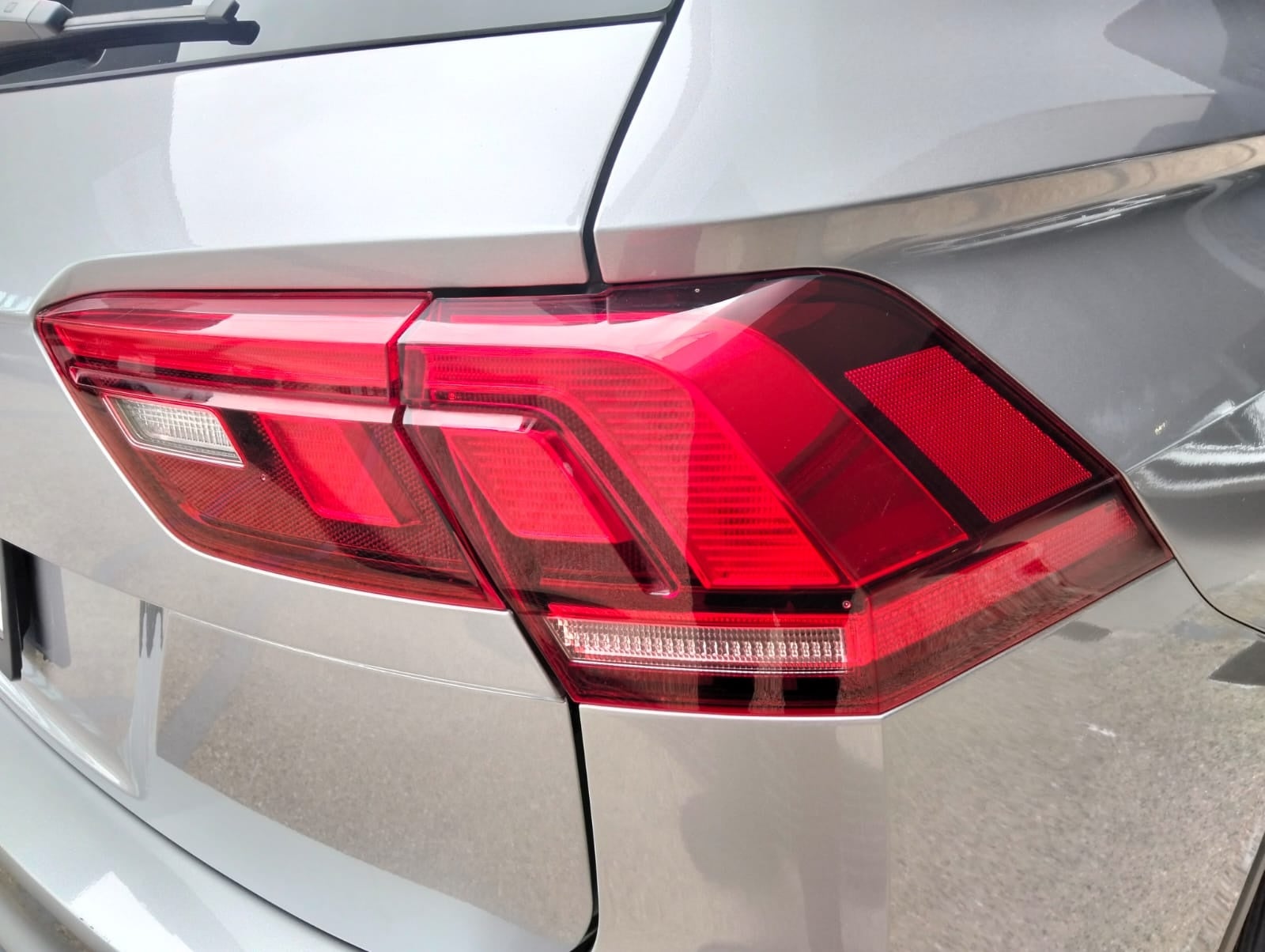 2022 Volkswagen Tiguan 1.4 Comfortline 7p At piel