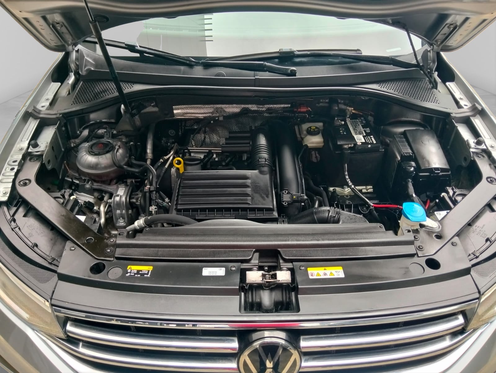 2022 Volkswagen Tiguan 1.4 Comfortline 7p At piel