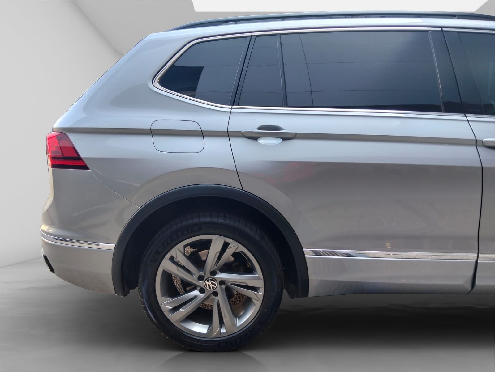 2023 Volkswagen Tiguan 1.4 R-Line At