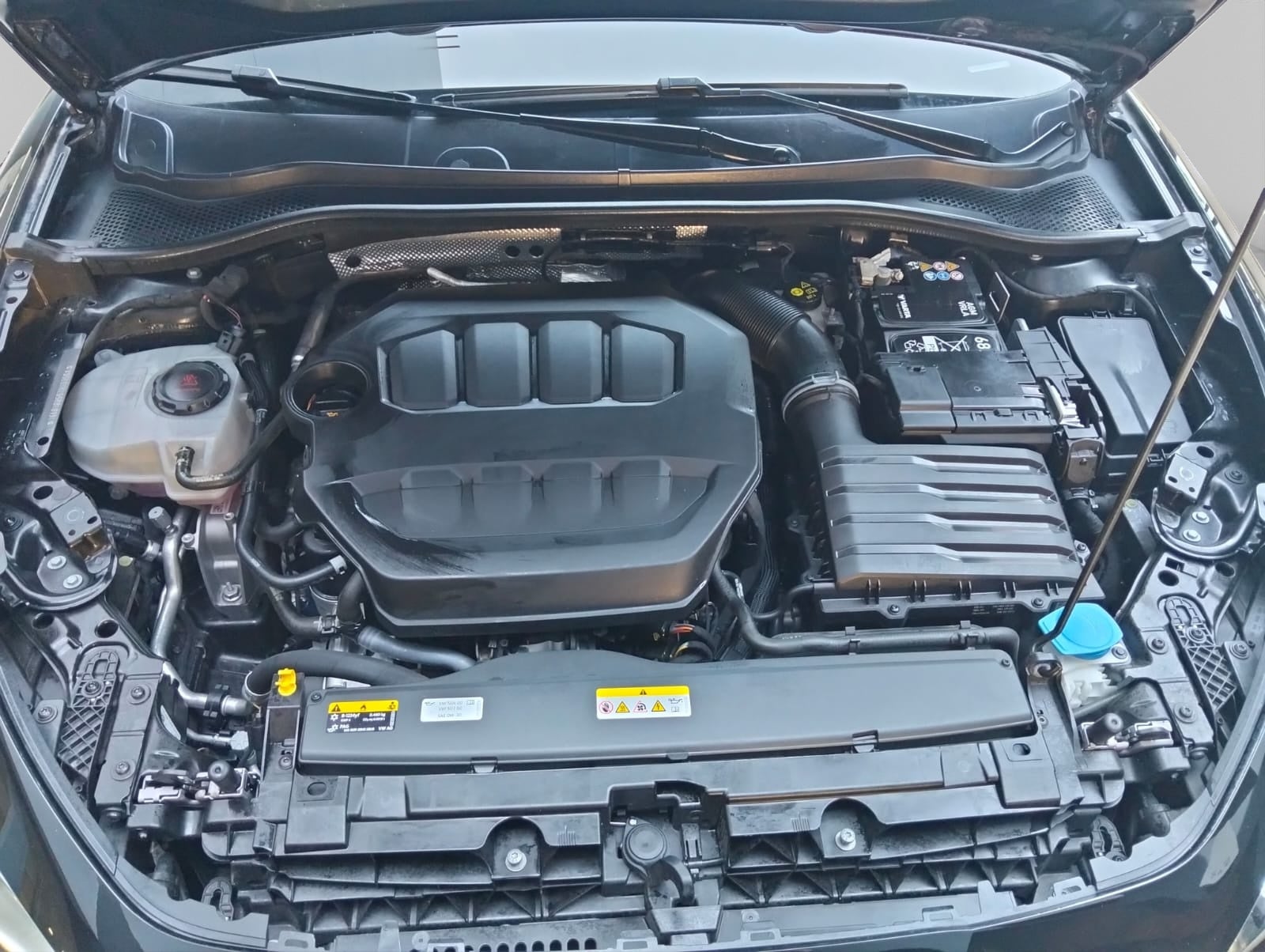 2025 Cupra Leon 2.0 300 At