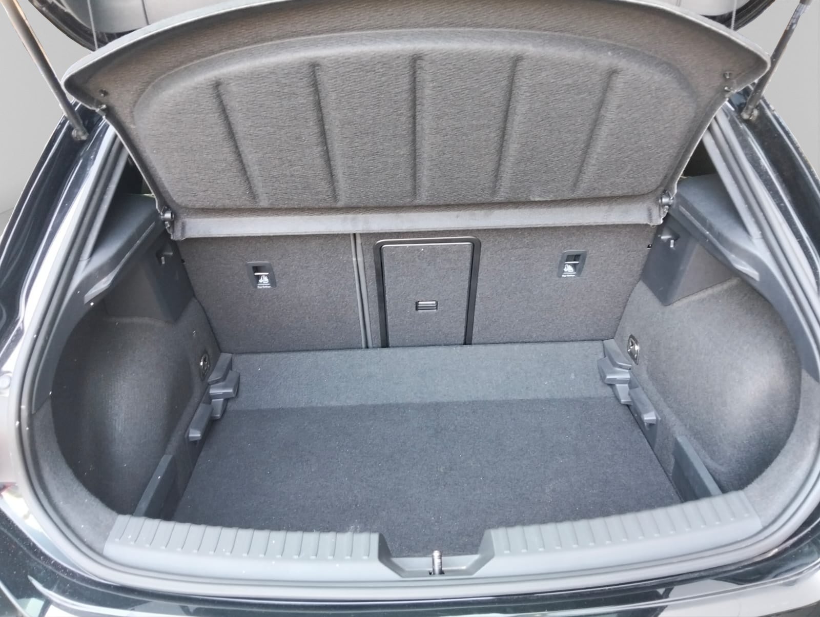 2025 Cupra Leon 2.0 300 At