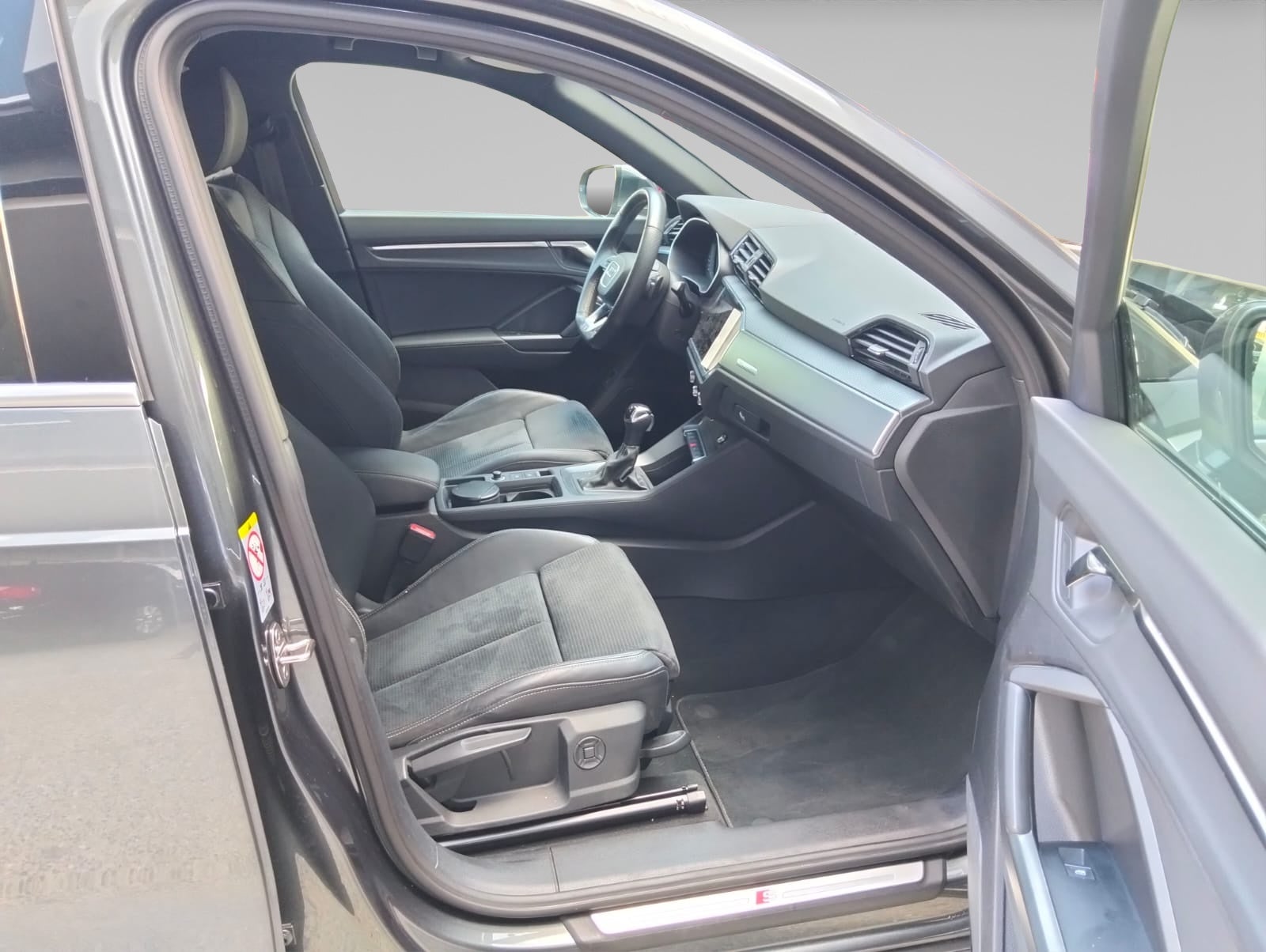 2023 Audi Q3 1.4 S Line 150hp S-Tronic At