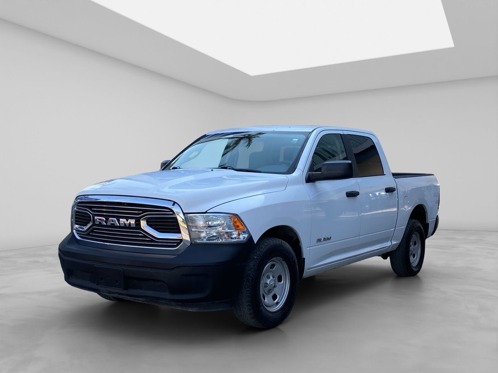 2020 RAM 1500 3.6 V6 Crew Cab SLT At