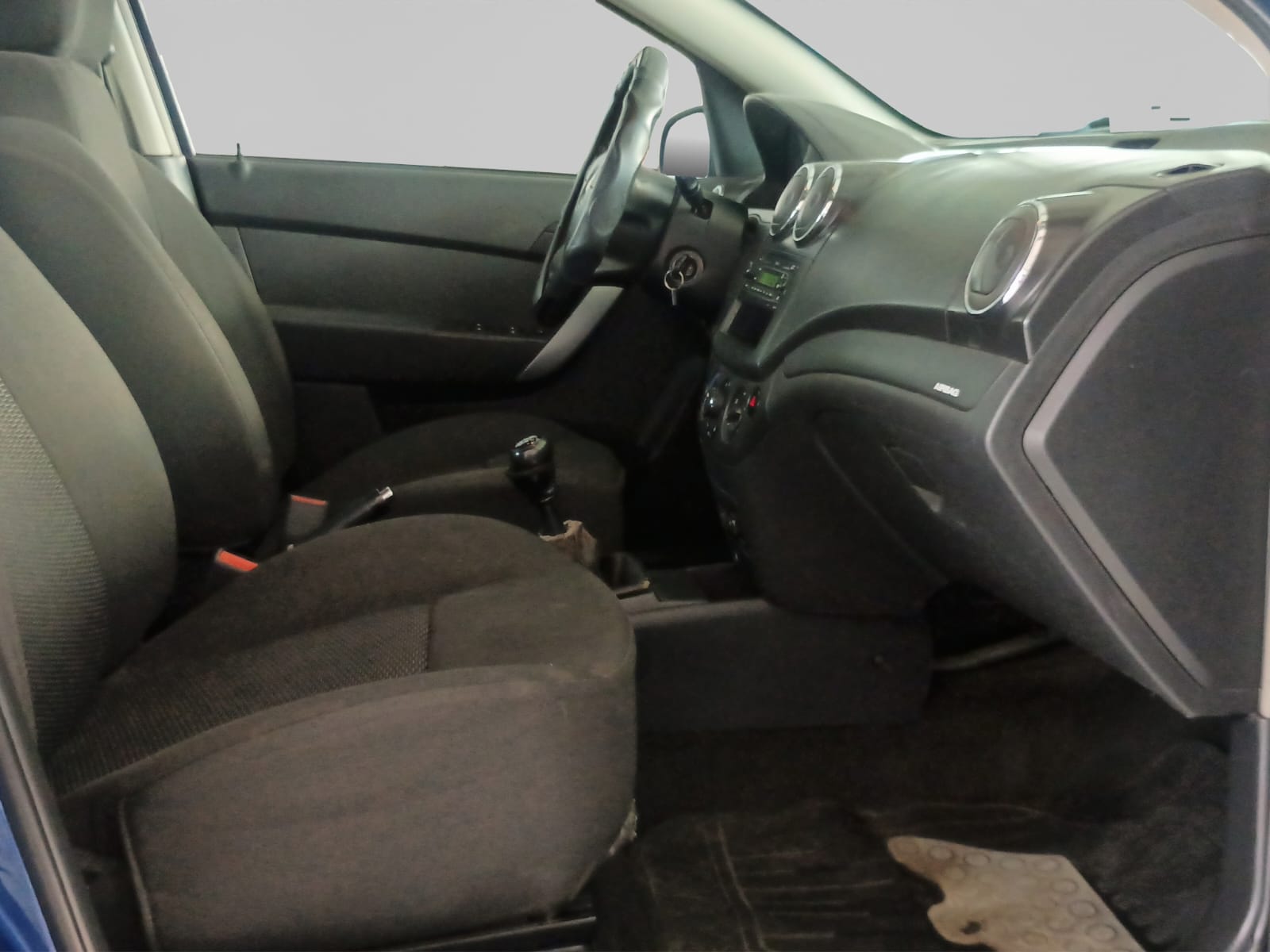 2017 Chevrolet Aveo 1.6 E Abs 5vel Ee Ba Mp3 R-15 Mt
