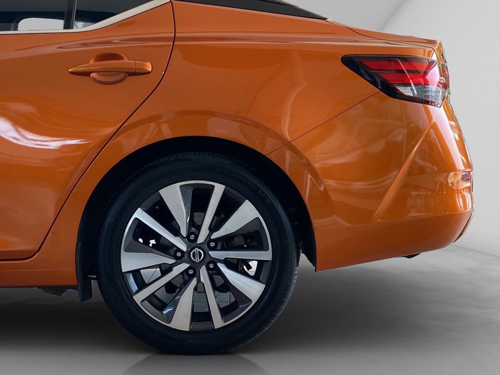 2021 Nissan Sentra 2.0 Exclusive Bi-Tono At