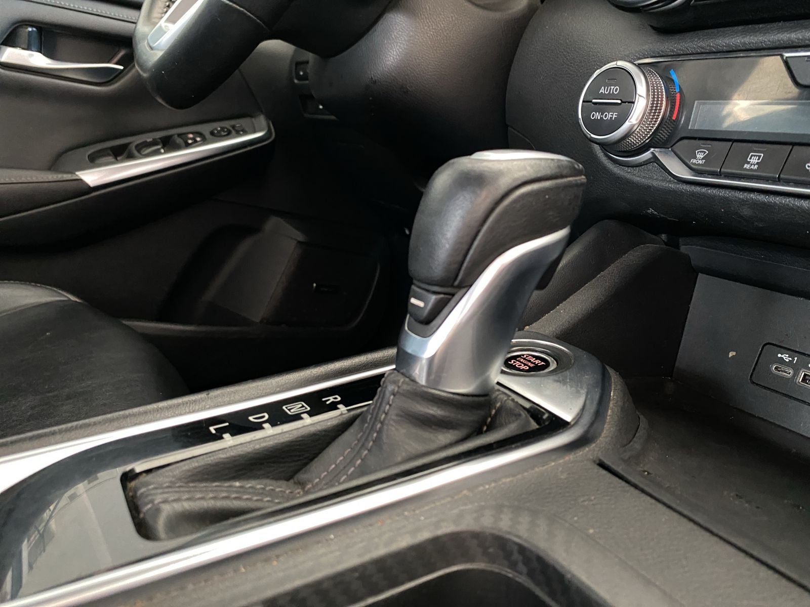 2021 Nissan Sentra 2.0 Exclusive Bi-Tono At