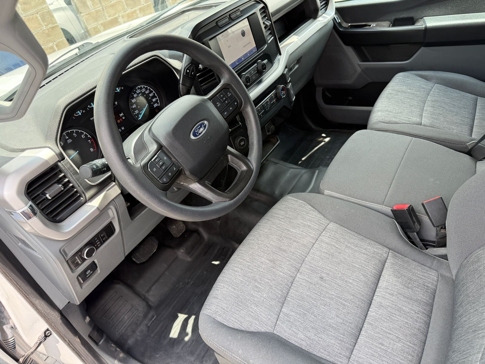 2023 Ford F-150 3.3 XL Doble Cabina V6 4x2 At