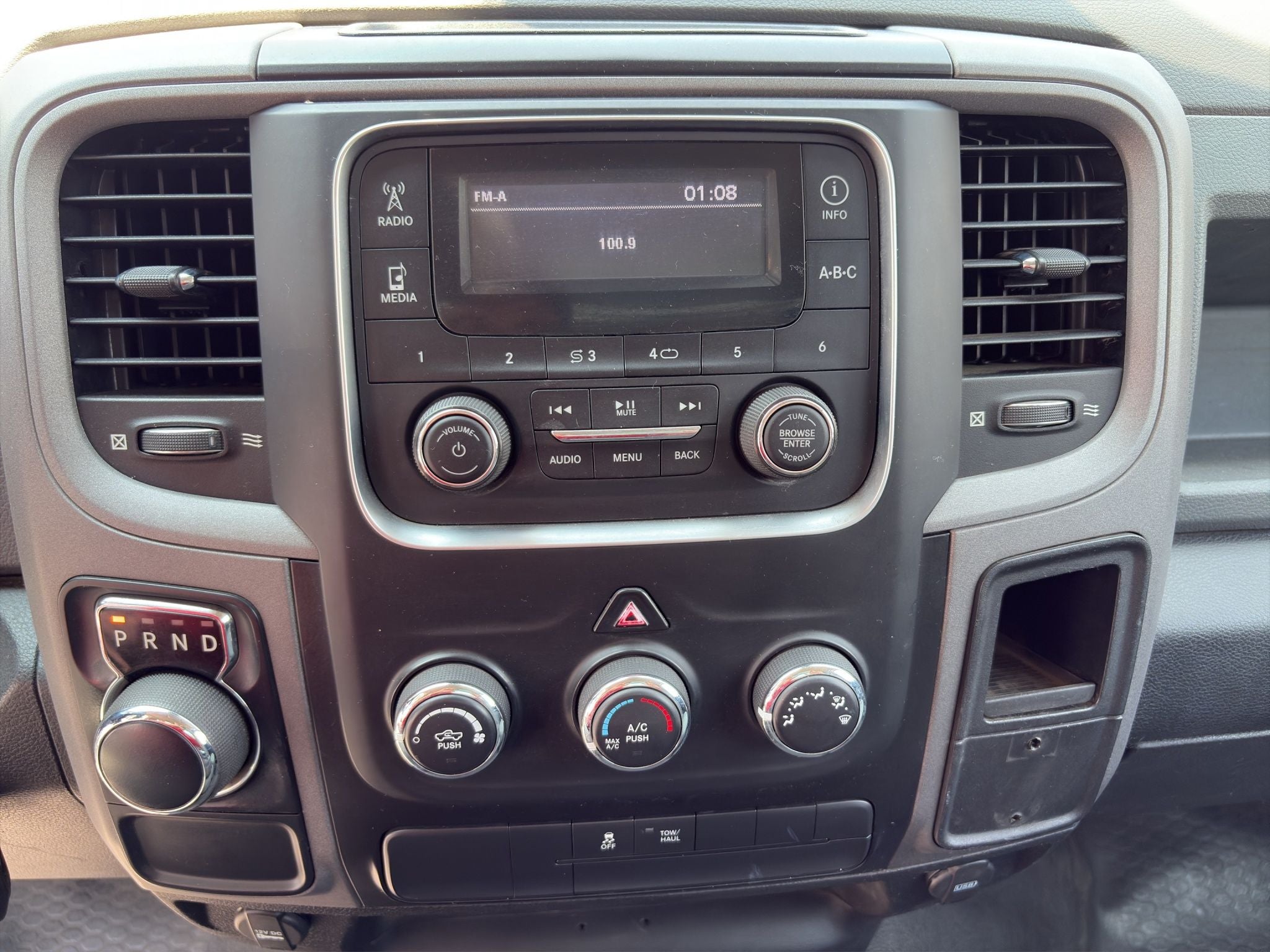 2020 RAM 1500 3.6 V6 ST Cab Regular 4x2 At