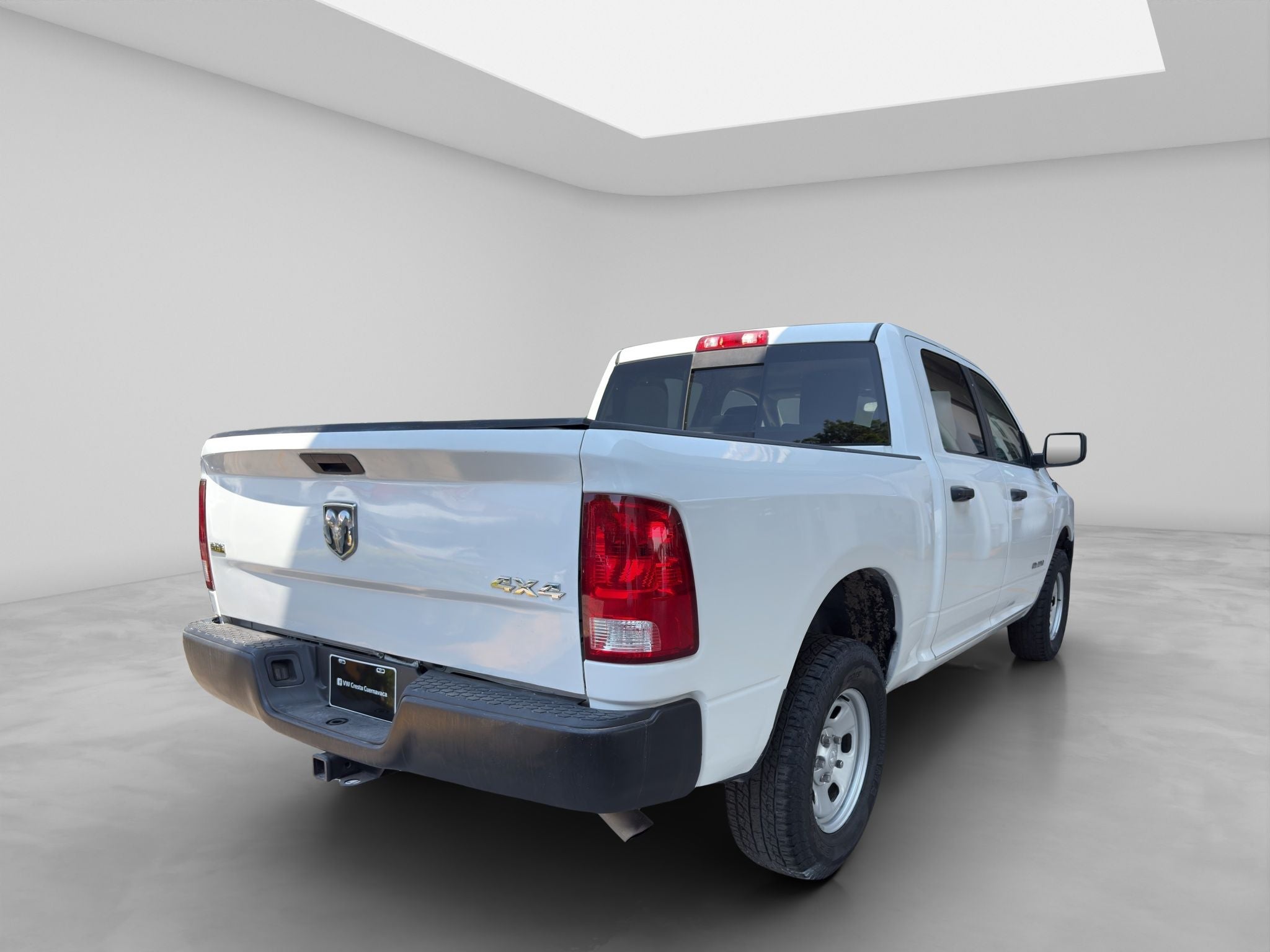 2020 RAM 1500 3.6 V6 Crew Cab SLT At