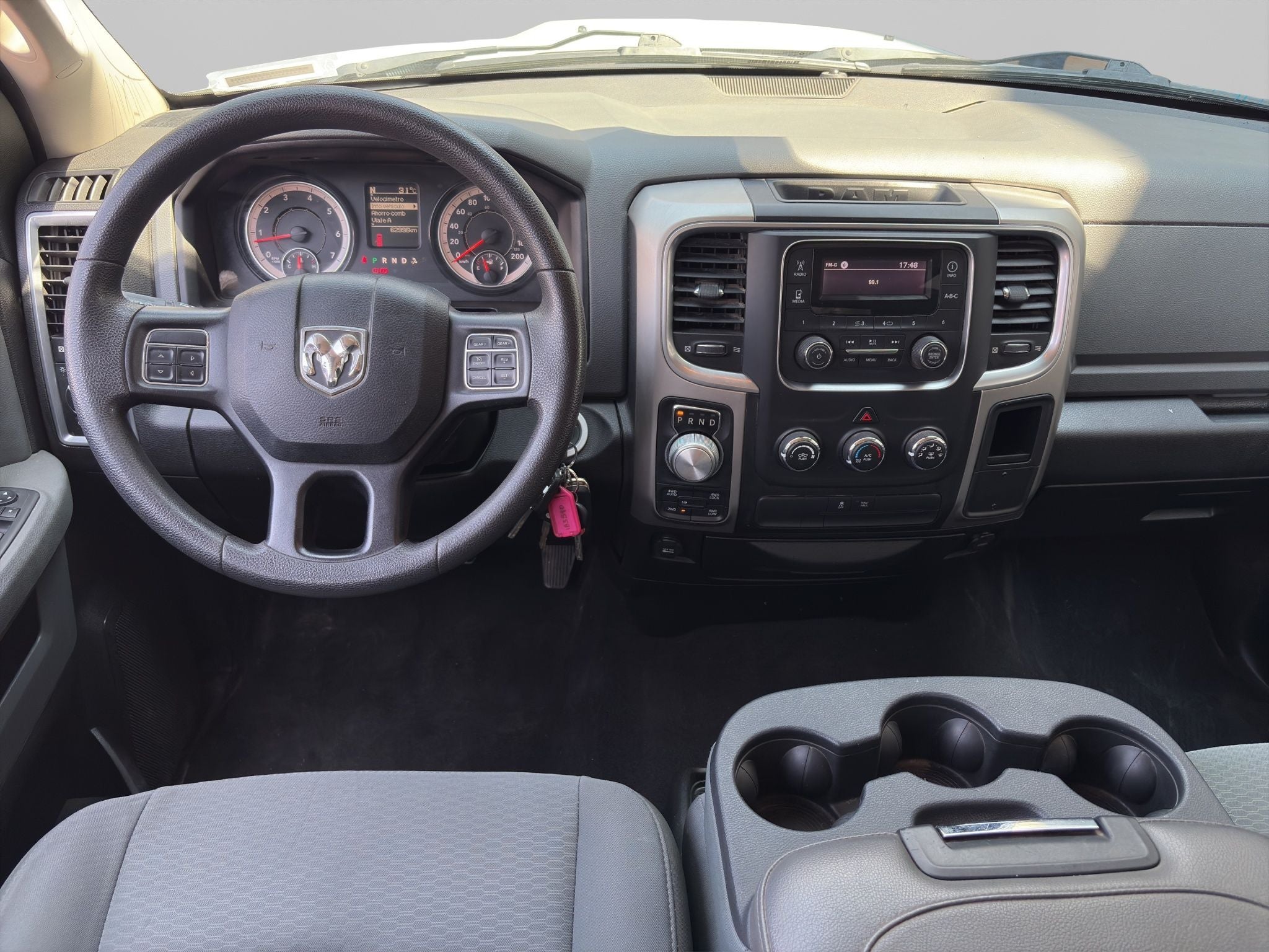 2020 RAM 1500 3.6 V6 Crew Cab SLT At