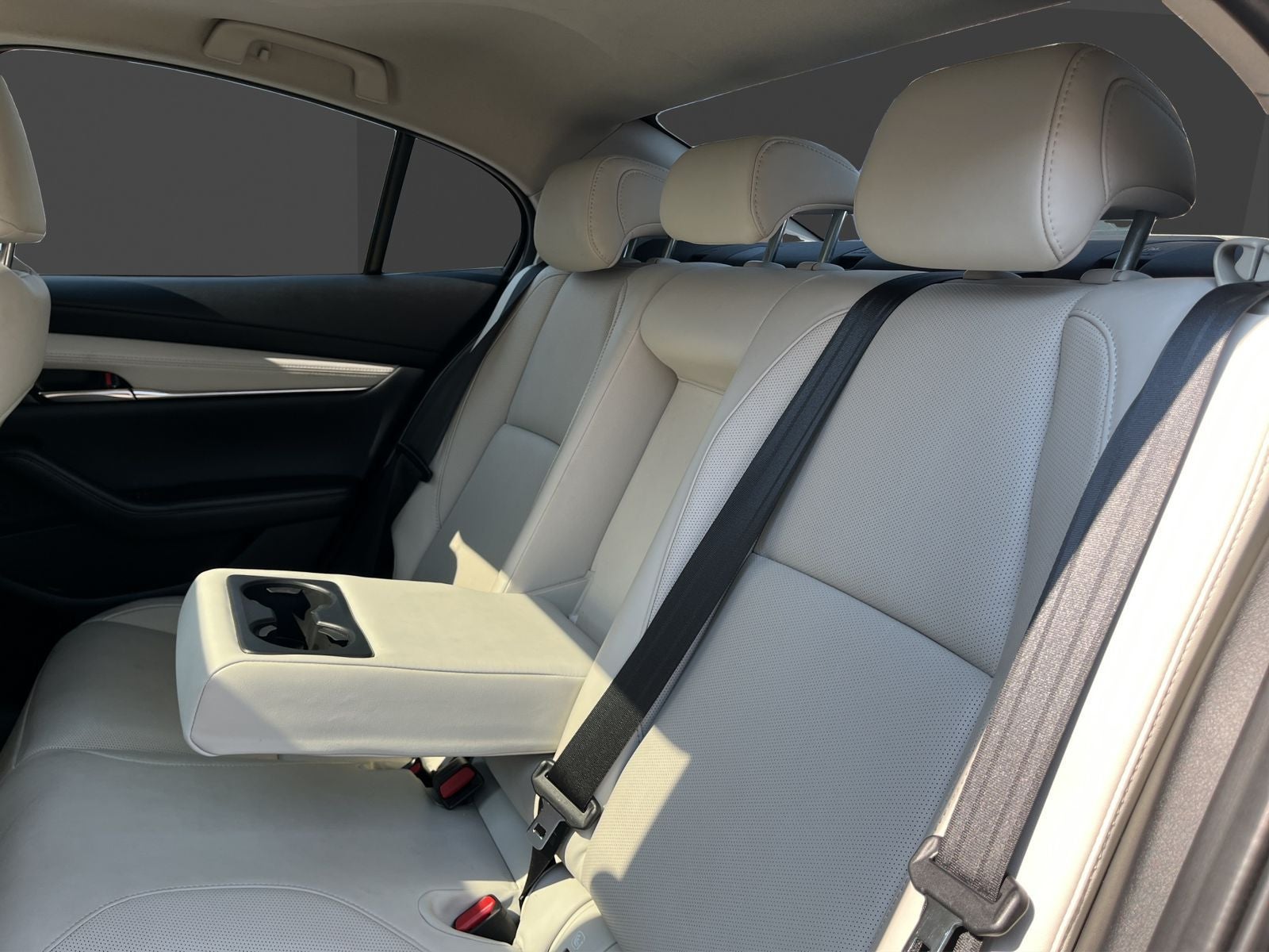 2025 Mazda Mazda 3 2.5 Signature Sedan At