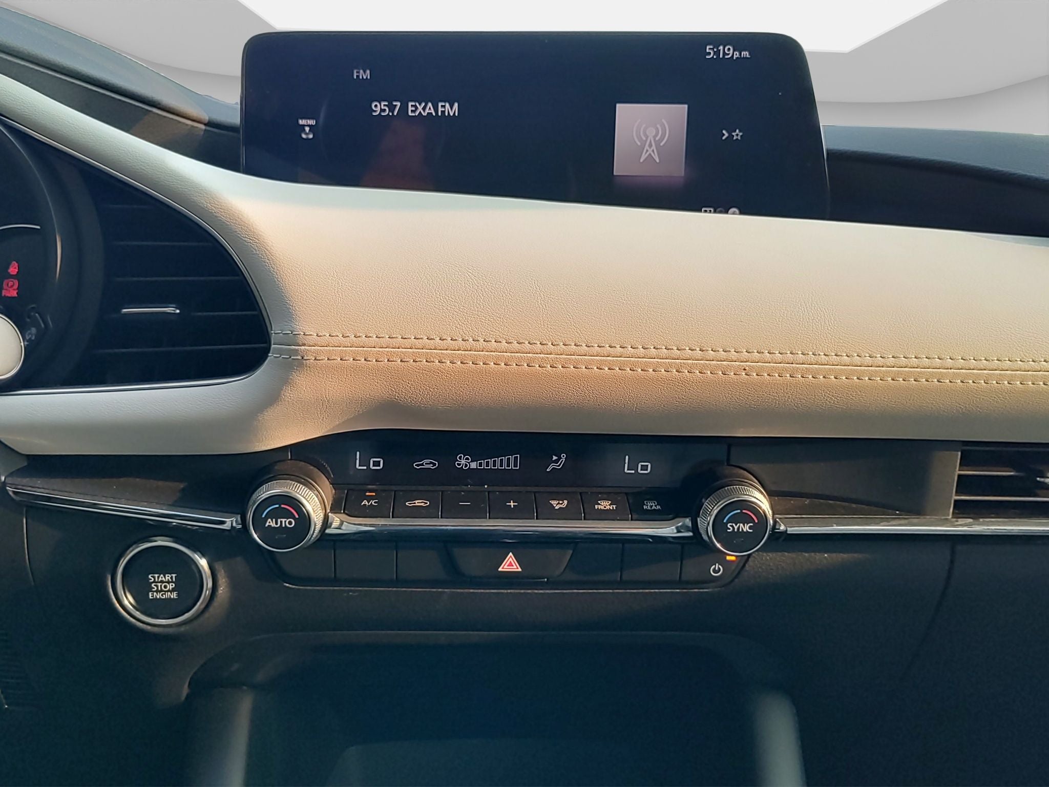 2025 Mazda Mazda 3 2.5 Signature Sedan At