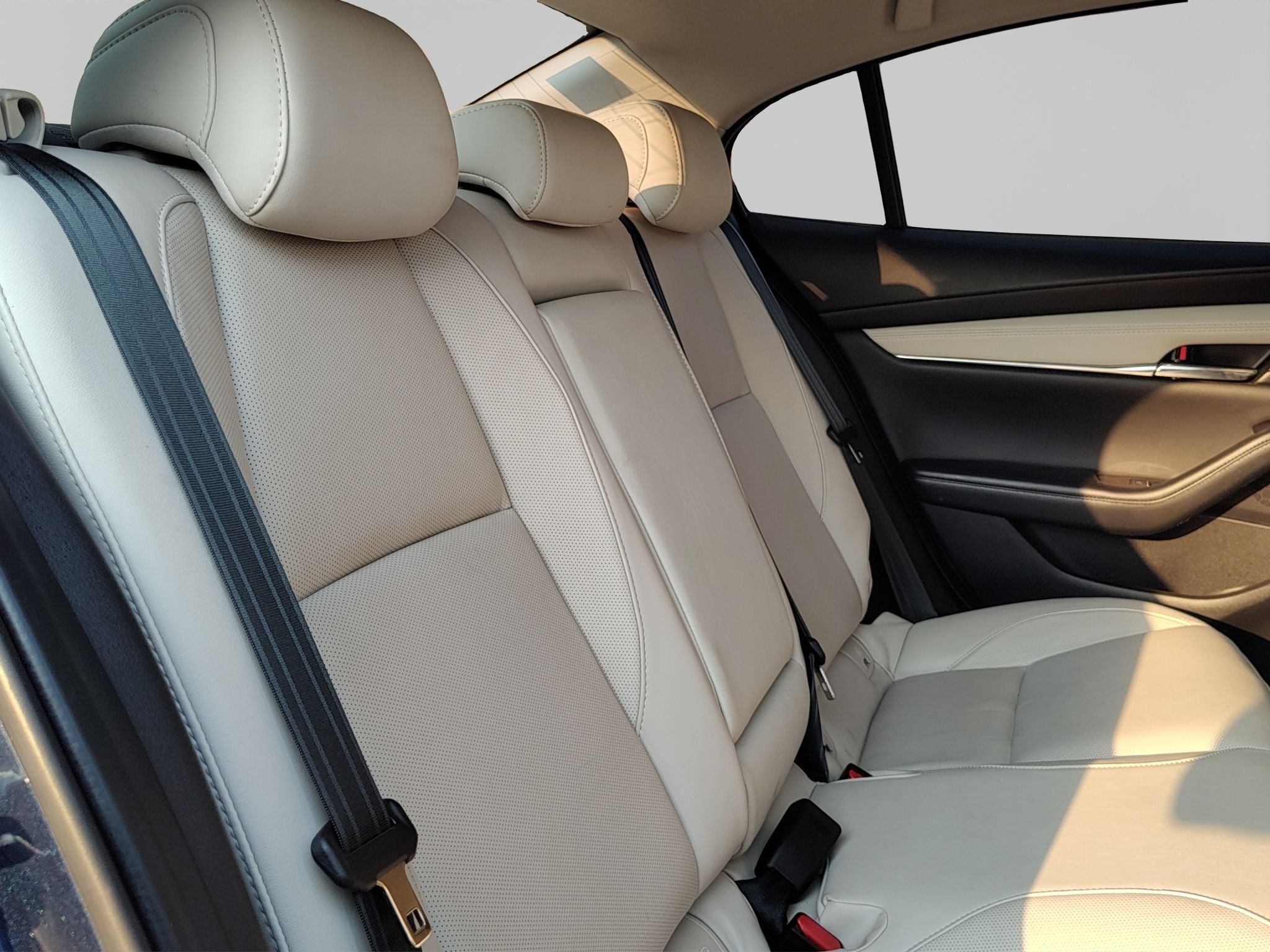 2025 Mazda Mazda 3 2.5 Signature Sedan At