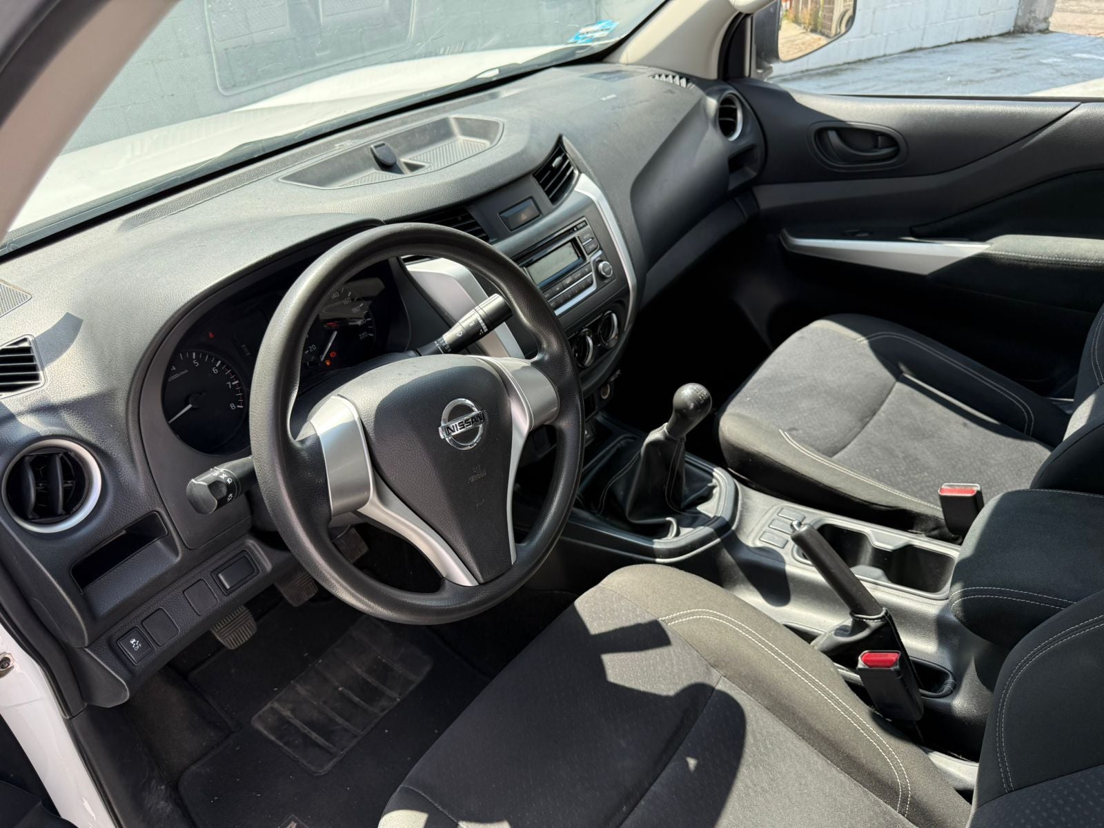 2020 Nissan NP300 2.5 Doble Cabina S Ac Pack Seg Mt