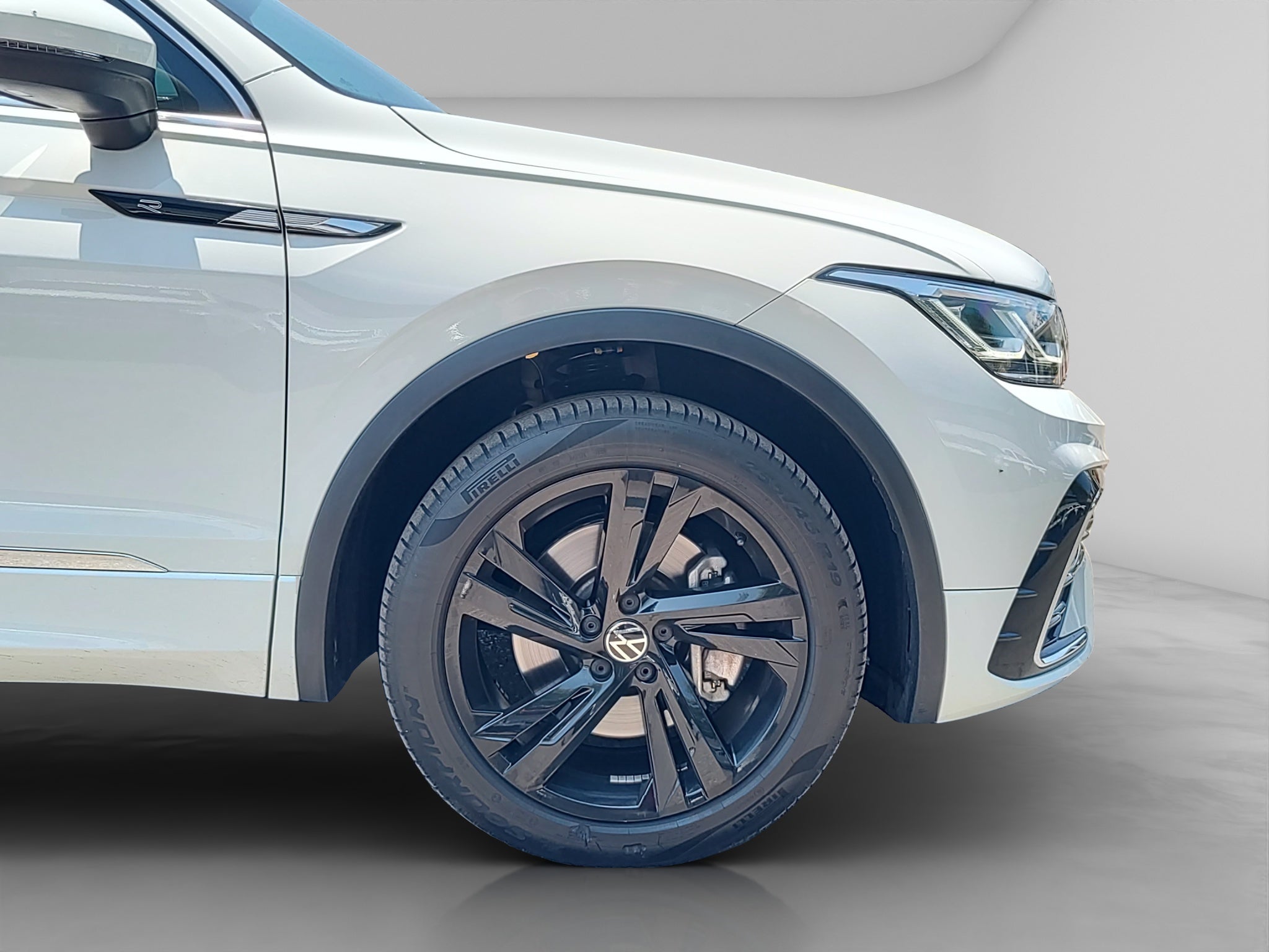 2023 Volkswagen Tiguan 2.0 R-Line At